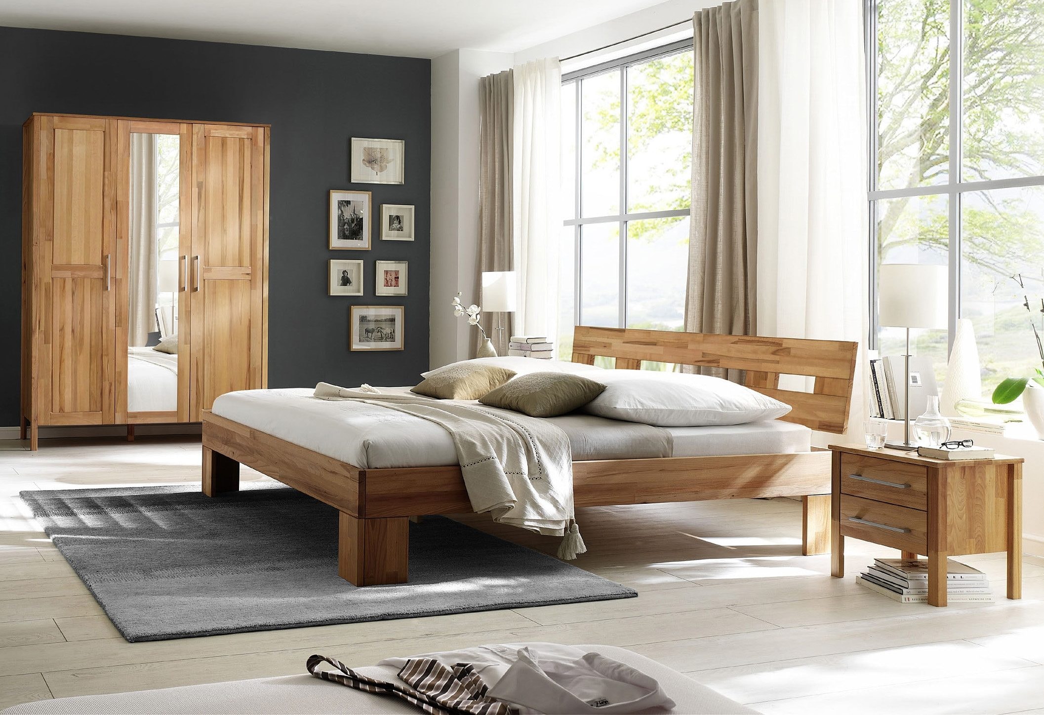 Home affaire Schlafzimmer-Set »Modesty I«, (Set, 4 St.), bestehend aus einem 140 cm Bett, 3-türigem Schrank
