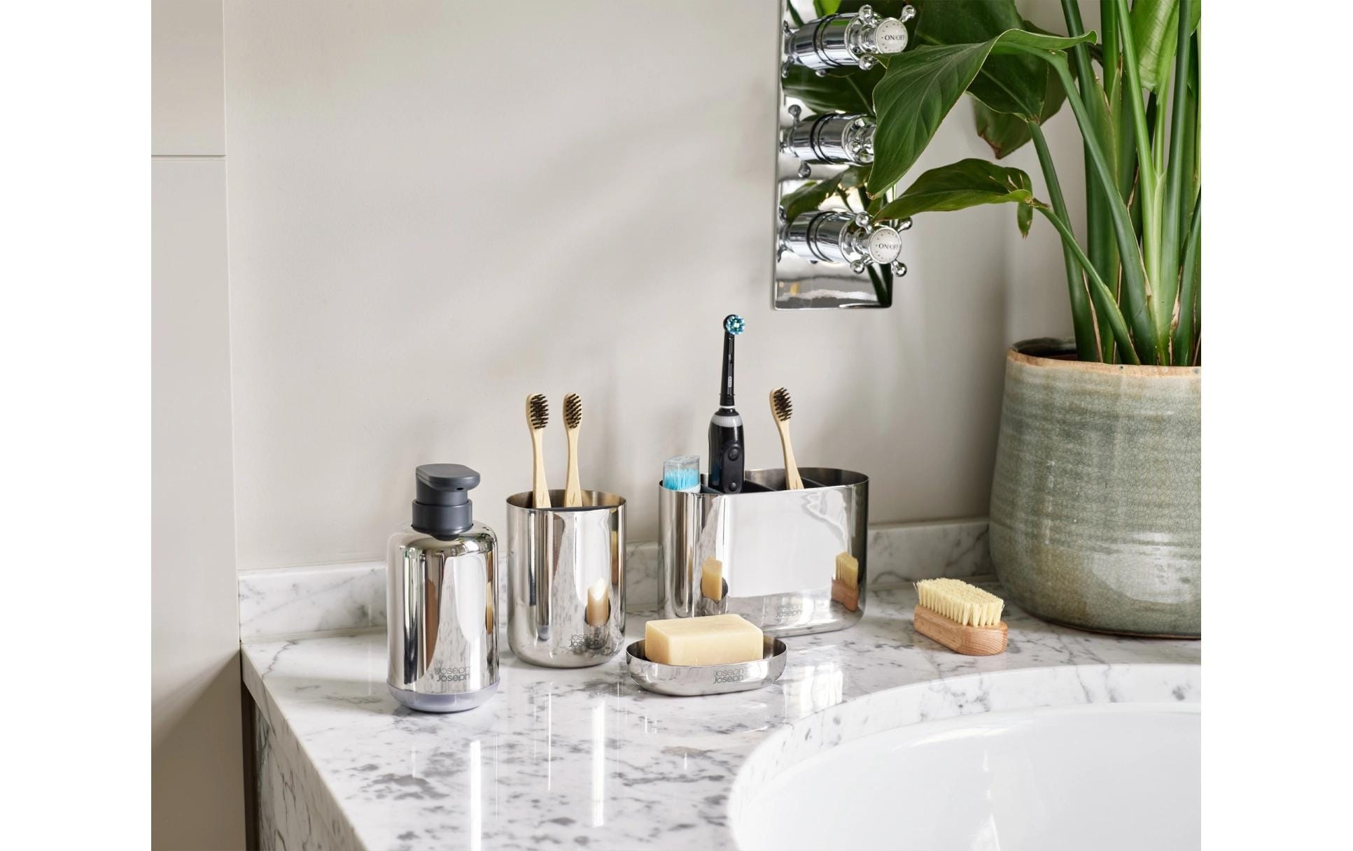 Joseph Joseph Porte-brosse à dents »EasyStore Luxe« Zahnbürstenablage aus Edelstahl