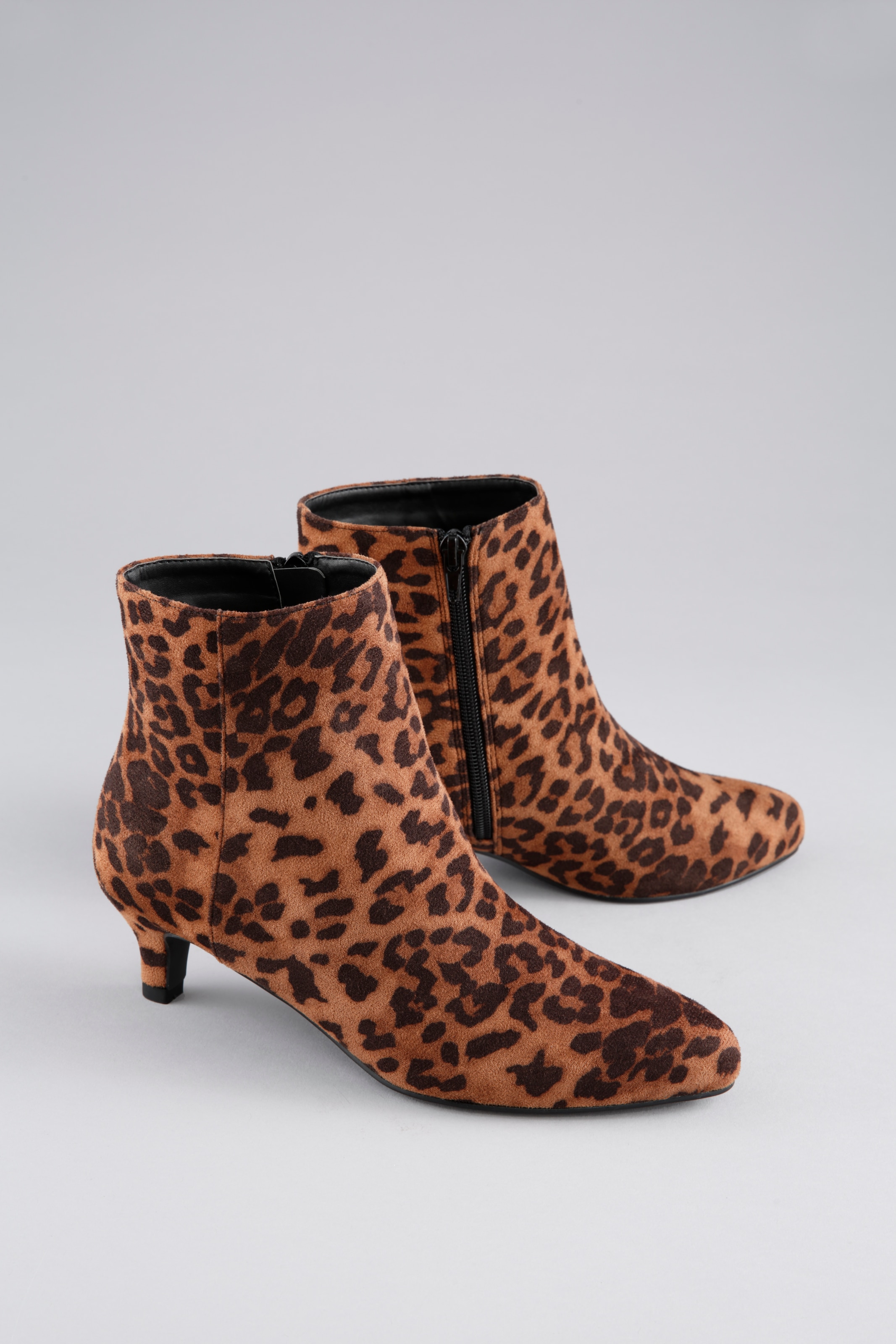 Image of Aniston SHOES Stiefelette Reissverschluss-Ankelboots, Trichterabsatz