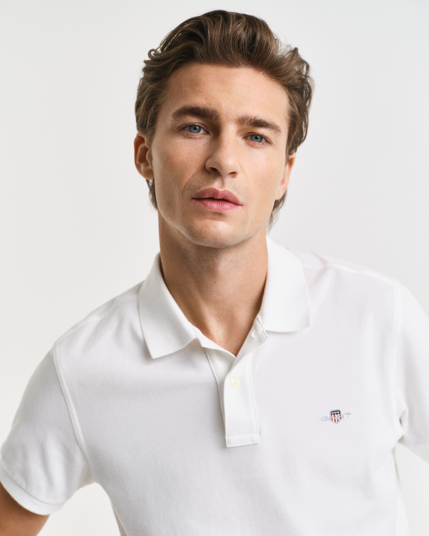 Gant Poloshirt »SLIM SHIELD SS PIQUE POLO« mit Logostickerei auf der Brust