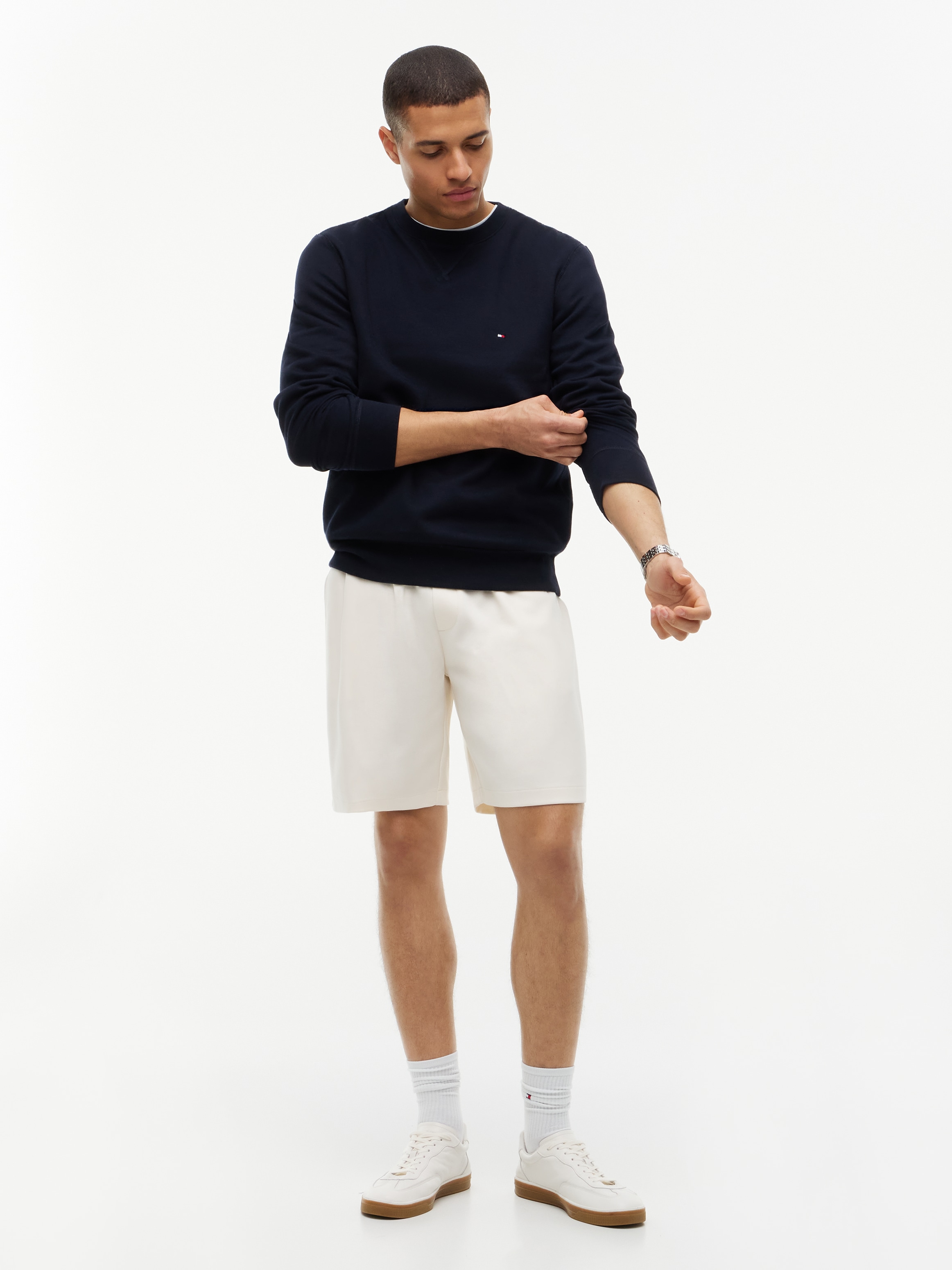 Tommy Hilfiger Sweat-shirt »ESSENTIAL FLEECE CREWNECK«, avec broderie logo Tommy Hilfiger, coupe régulière
