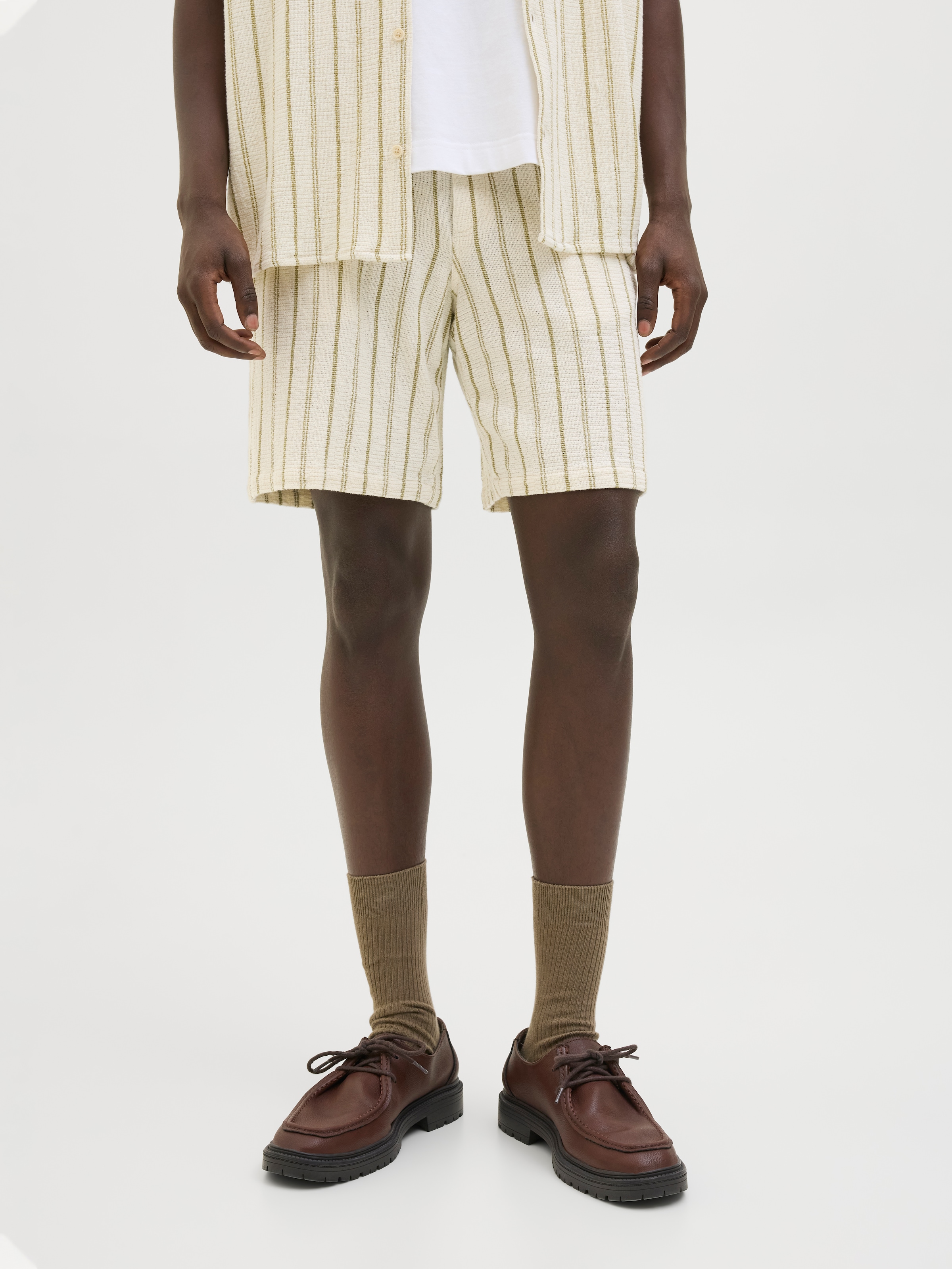 Image of Jack & Jones Shorts "JPSTJAIDEN COBA STRIPE JOG SHORT SRT SN"