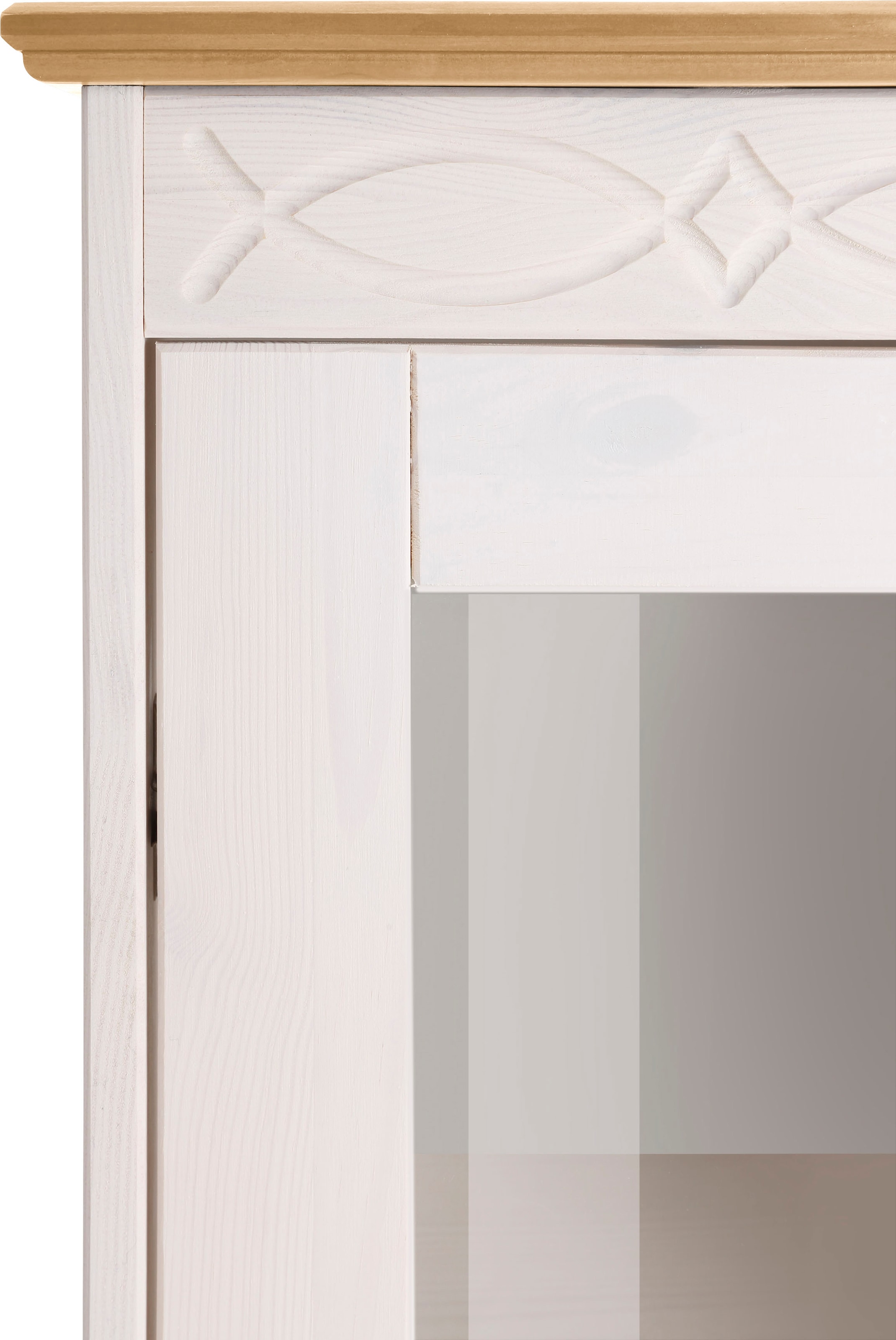 Home affaire Vitrine »Indra«, aus massiver Kiefer, FSC®, 2trg., Höhe 145 cm, dezentes Ornament