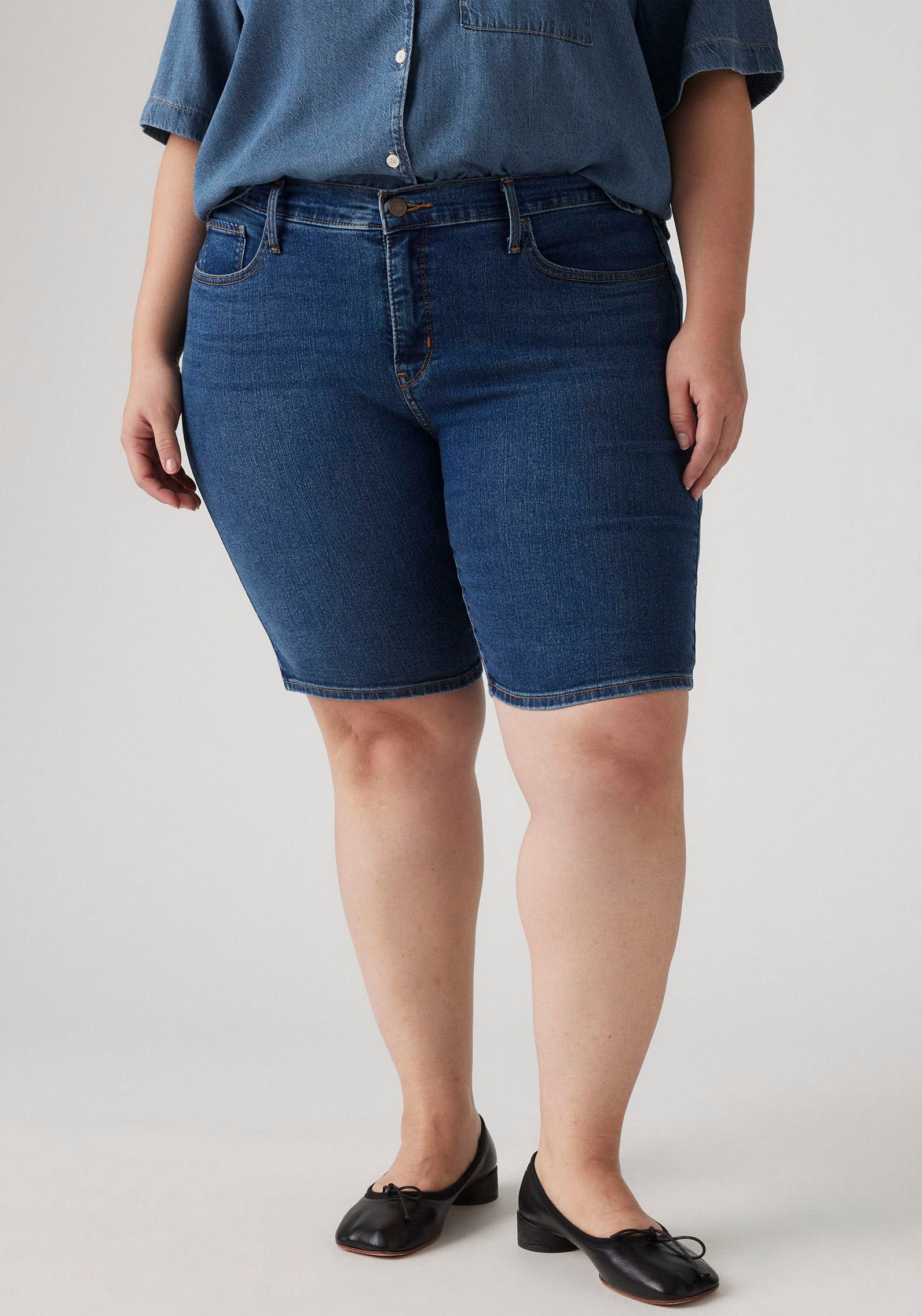 Image of Levis Plus Shorts "PL SHAPING BERMUDA DA" Sommerhose im Five-Pocket Style