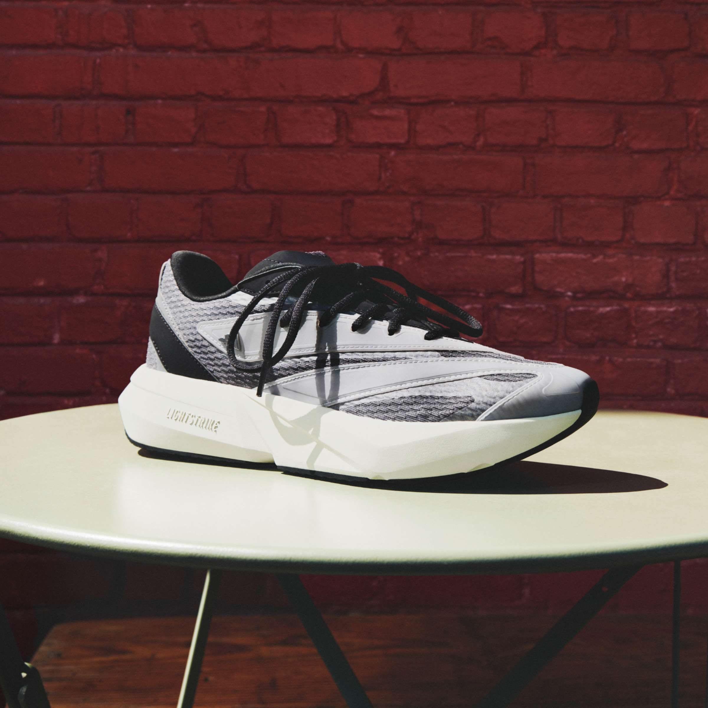 adidas Sportswear Sneaker »LIGHTBLAZE«