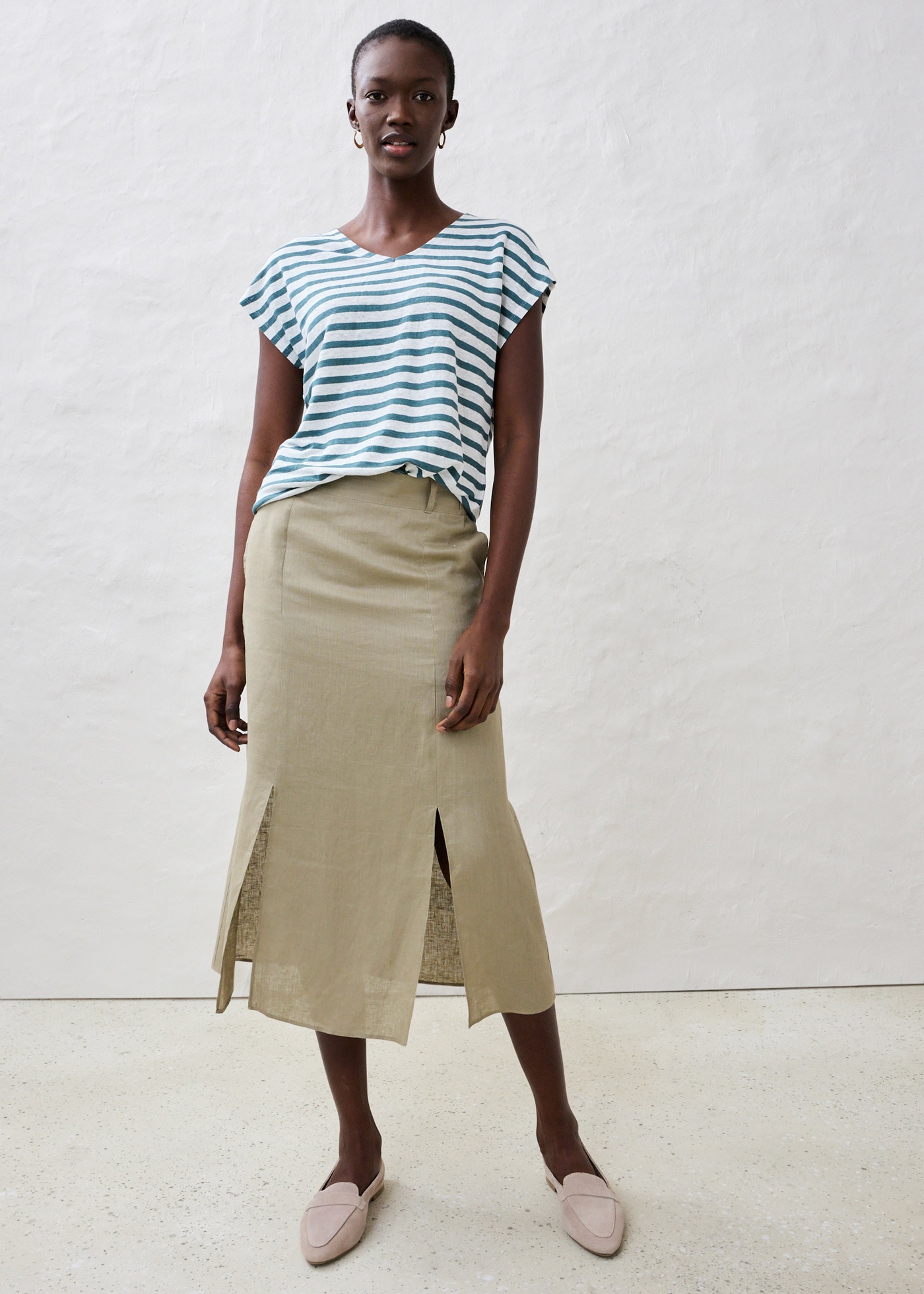 bonprix T-Shirt Oversize Passform, Kurzarm, V-Ausschnitt, aus Leinen, pflegeleicht