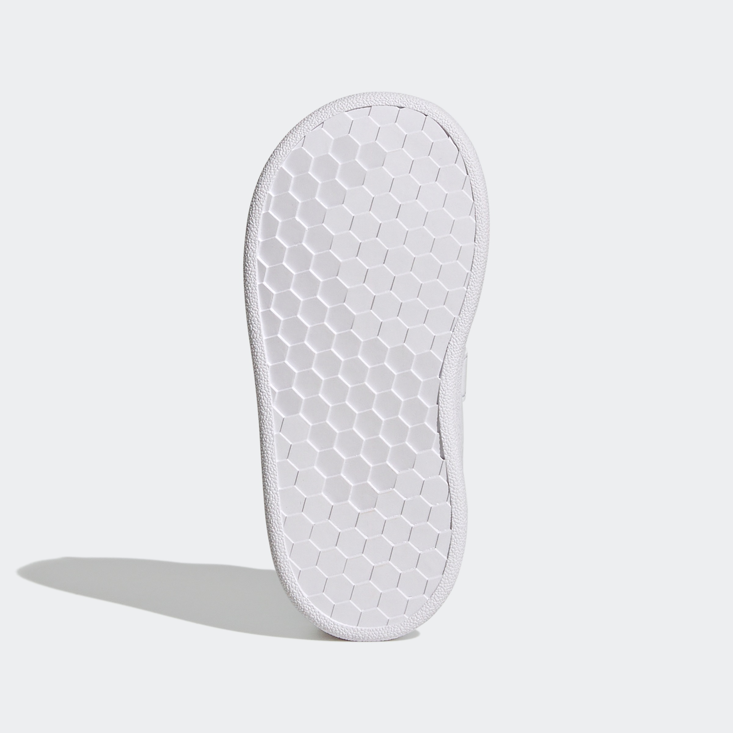 adidas Sportswear Sneakers »ADVANTAGE LIFESTYLE COURT TWO HOOK-AND-LOOP«  Design inspiré des adidas Stan Smith, pour enfants