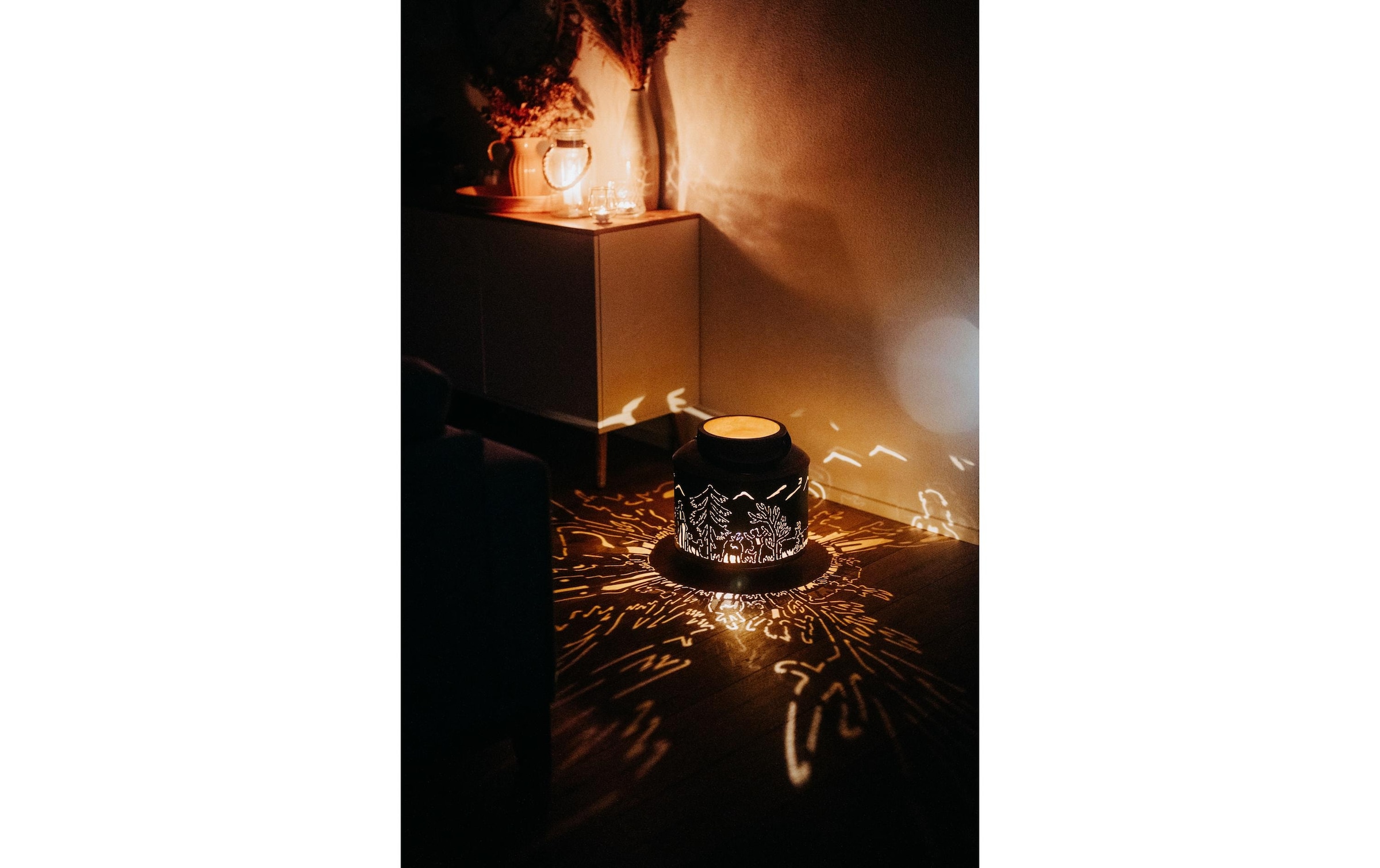 Kadastar Kerzenlaterne »Alpaufzug Familie« Laterne Scherenschnitt