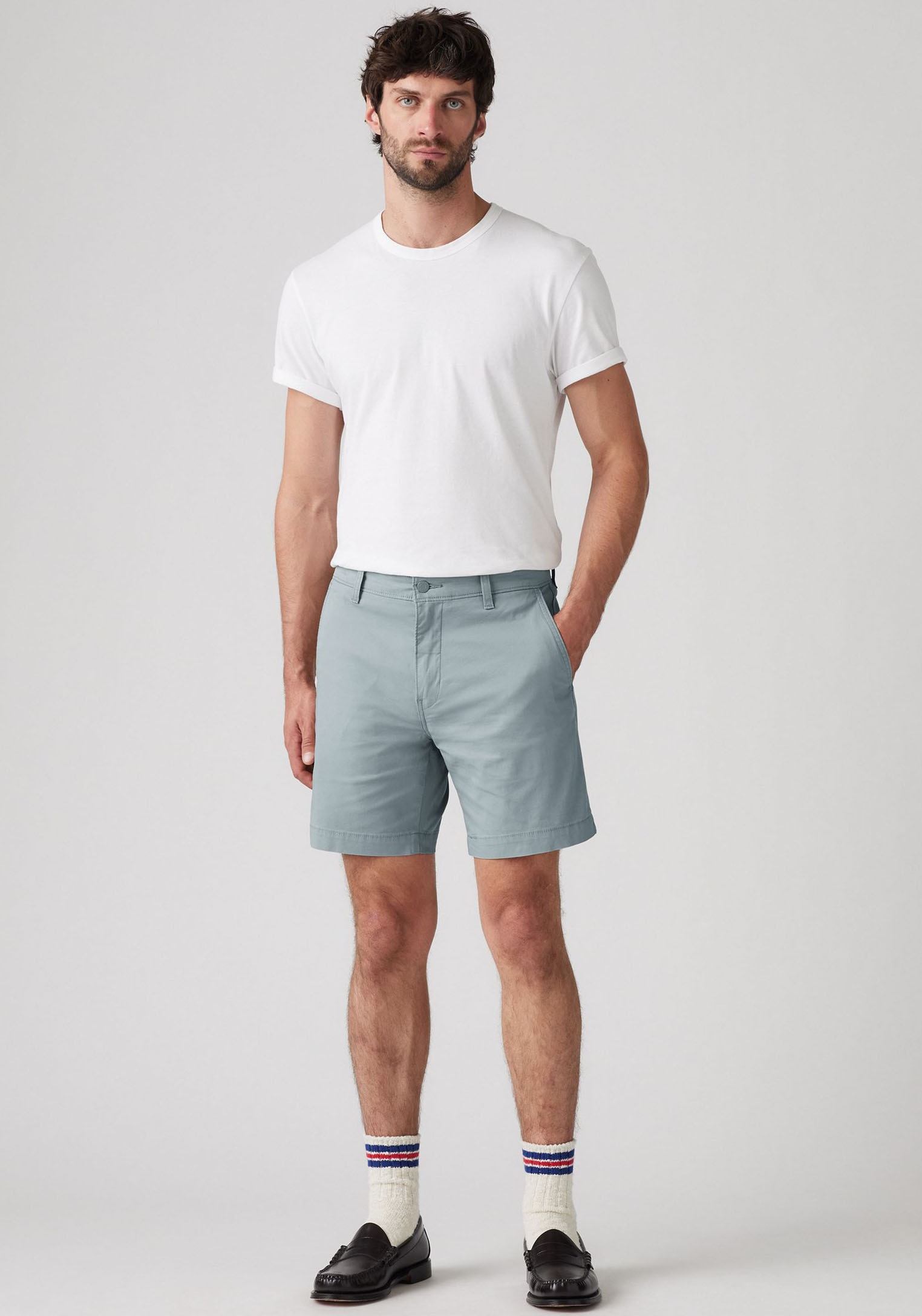 Levi's® Chinoshorts »XX CHINO SHORT II«, Sommerhose mit Logobadge
