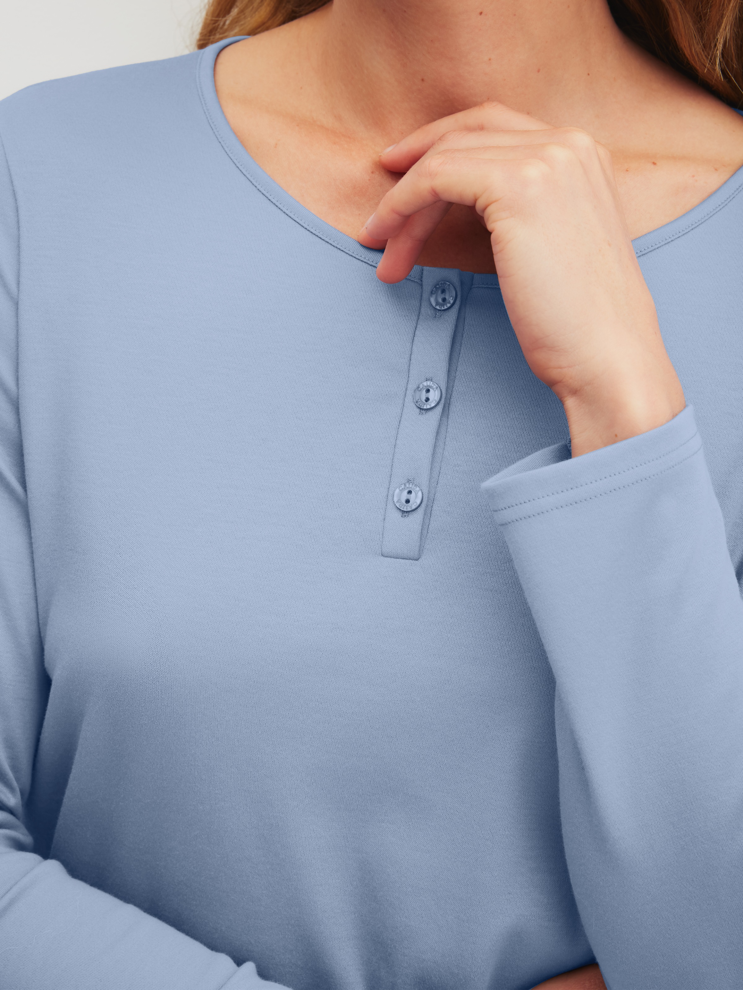 CALIDA Schlafanzug »Striped Dreams« 2 tlg. aus weicher Interlock-Qualität, mit langen Ärmeln, Hose gestreift