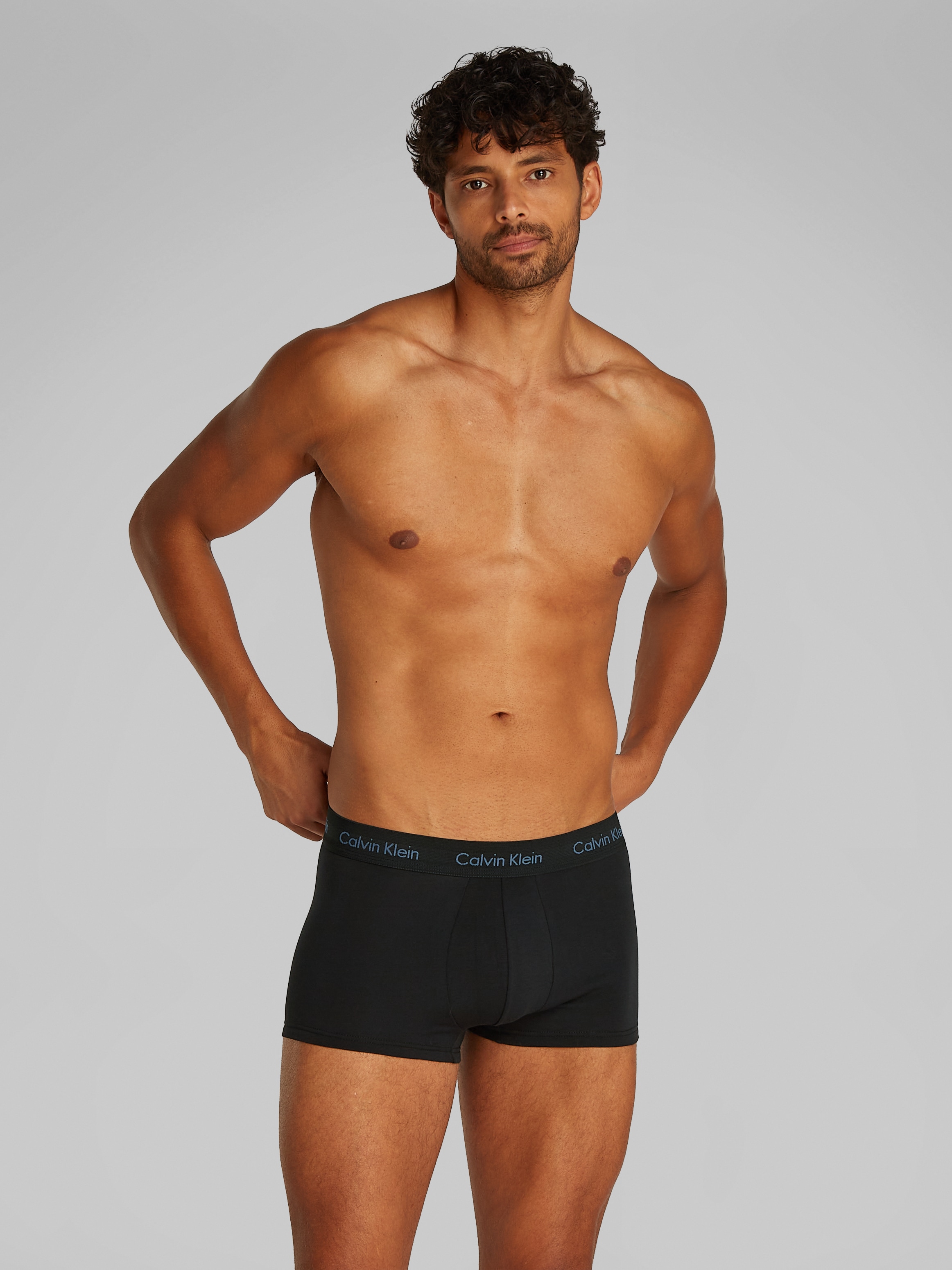 Calvin Klein Underwear Trunk »LOW RISE TRUNK 3PK« Packung, 3er-Pack, 3 Stk. mit Logoschriftzügen