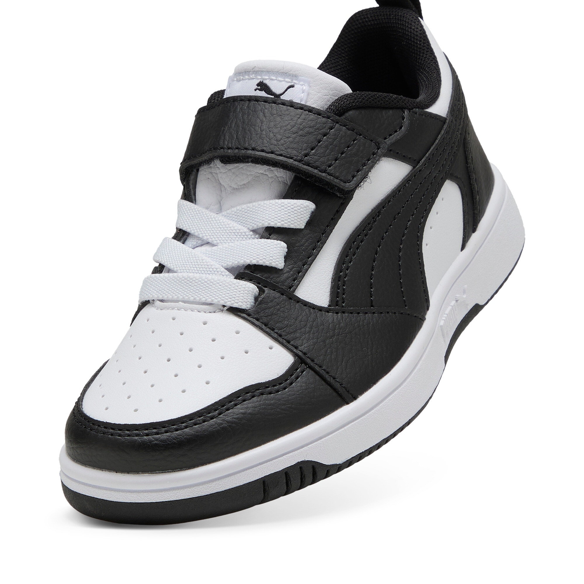 PUMA Sneakers »REBOUND V6 LO AC+ PS«  coupe montant à la cheville, avec fermeture velcro, semelle en caoutchouc