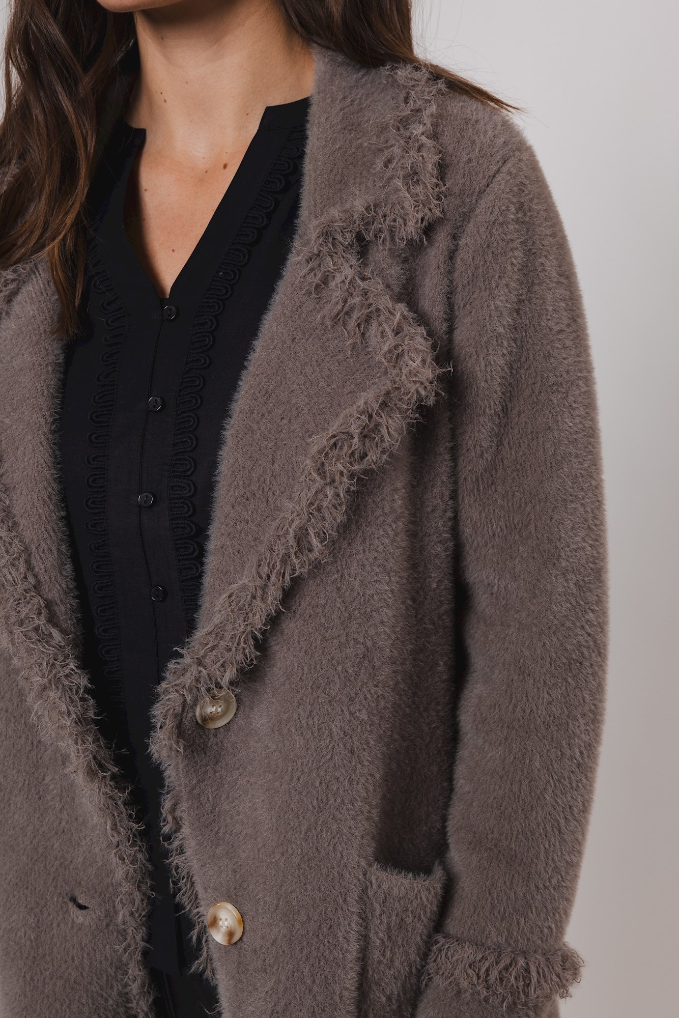 Rino & Pelle Longstrickjacke »CATENA« mit Fransendetails und Knöpfen
