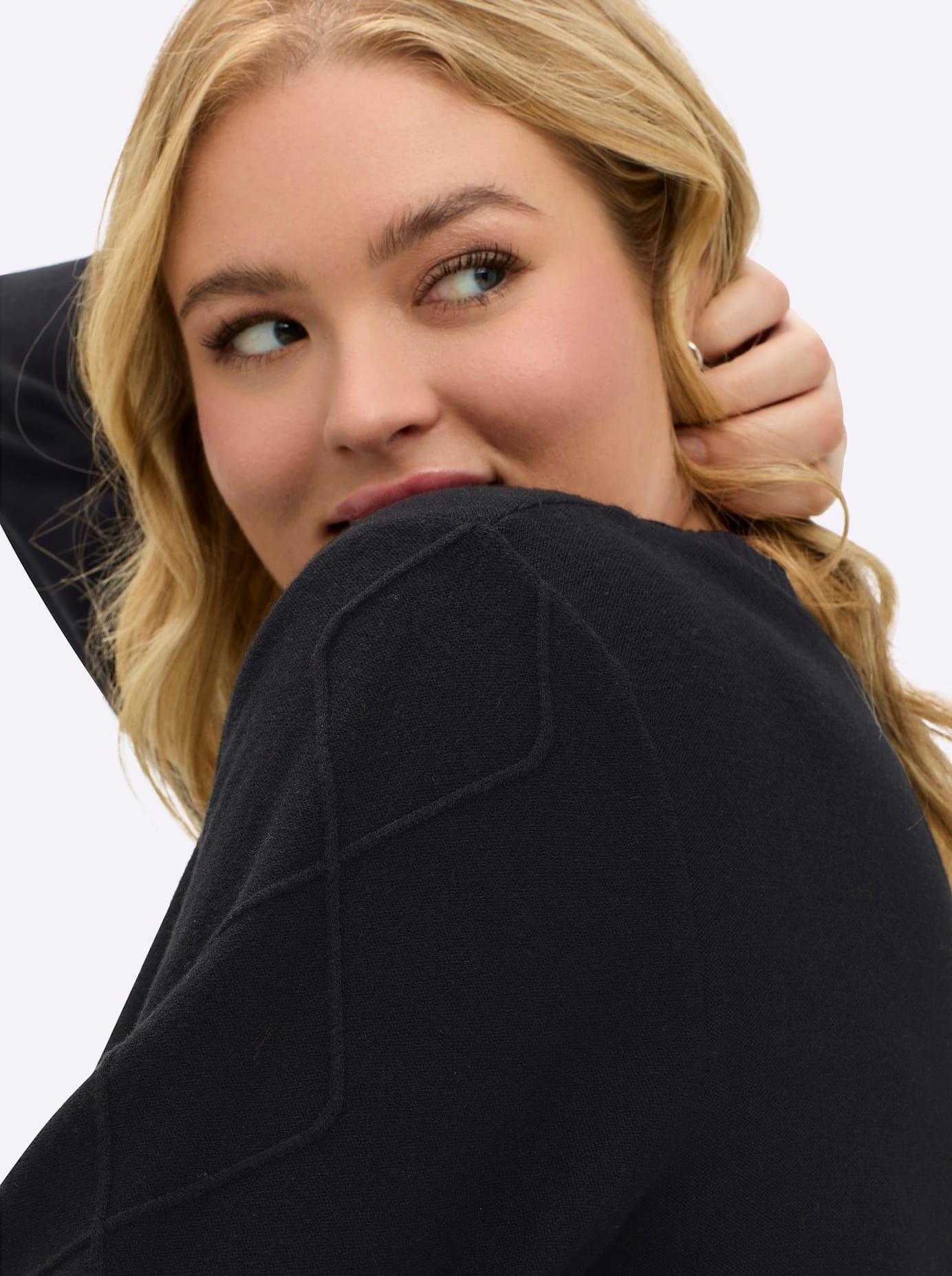 Sheego Pull à col rond »Pullover«