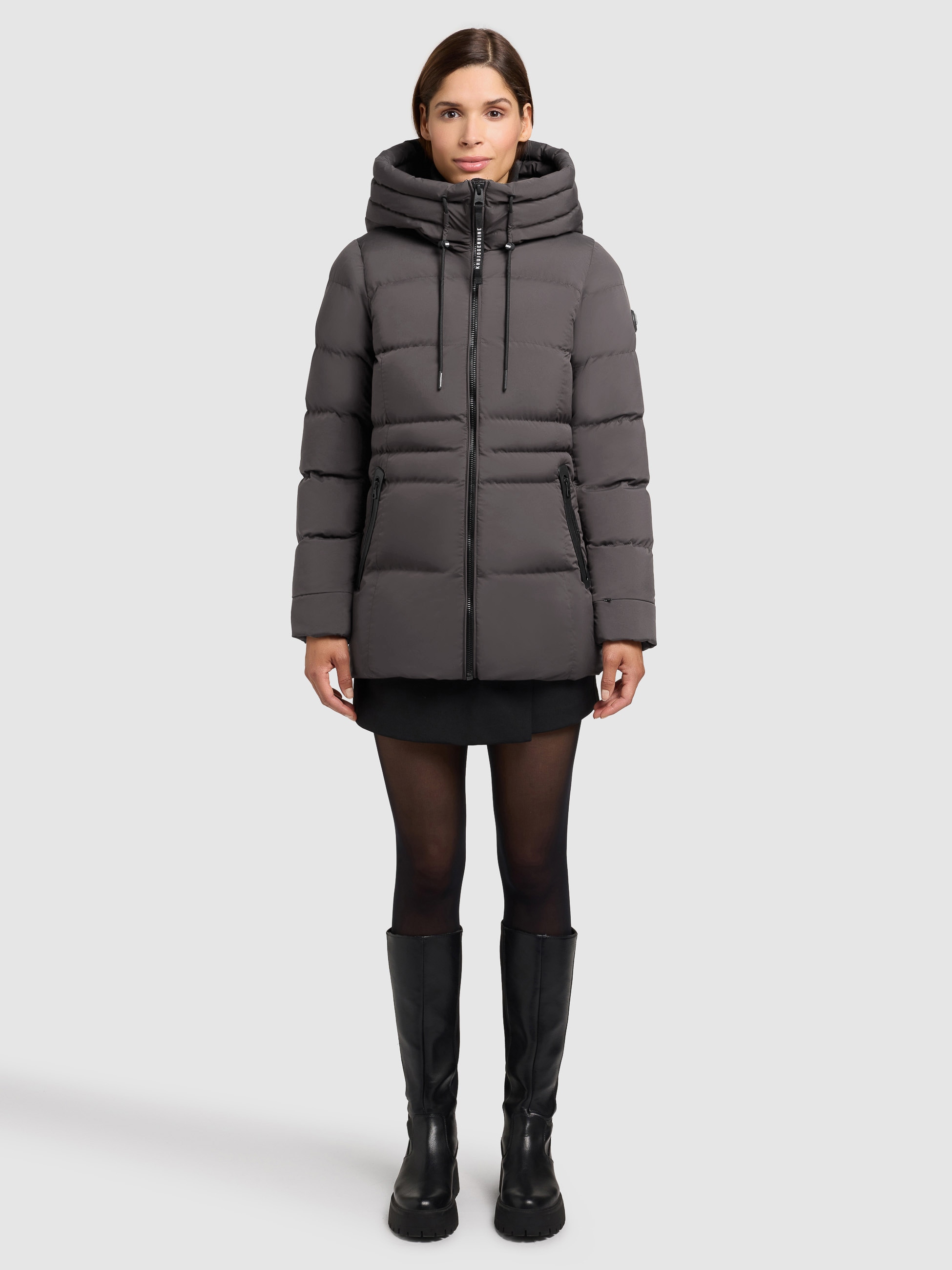 khujo Veste matelassée »MATLA« mit Kapuze Reissverschlusstaschen mit Fleecefutter, eine Ärmeltasche