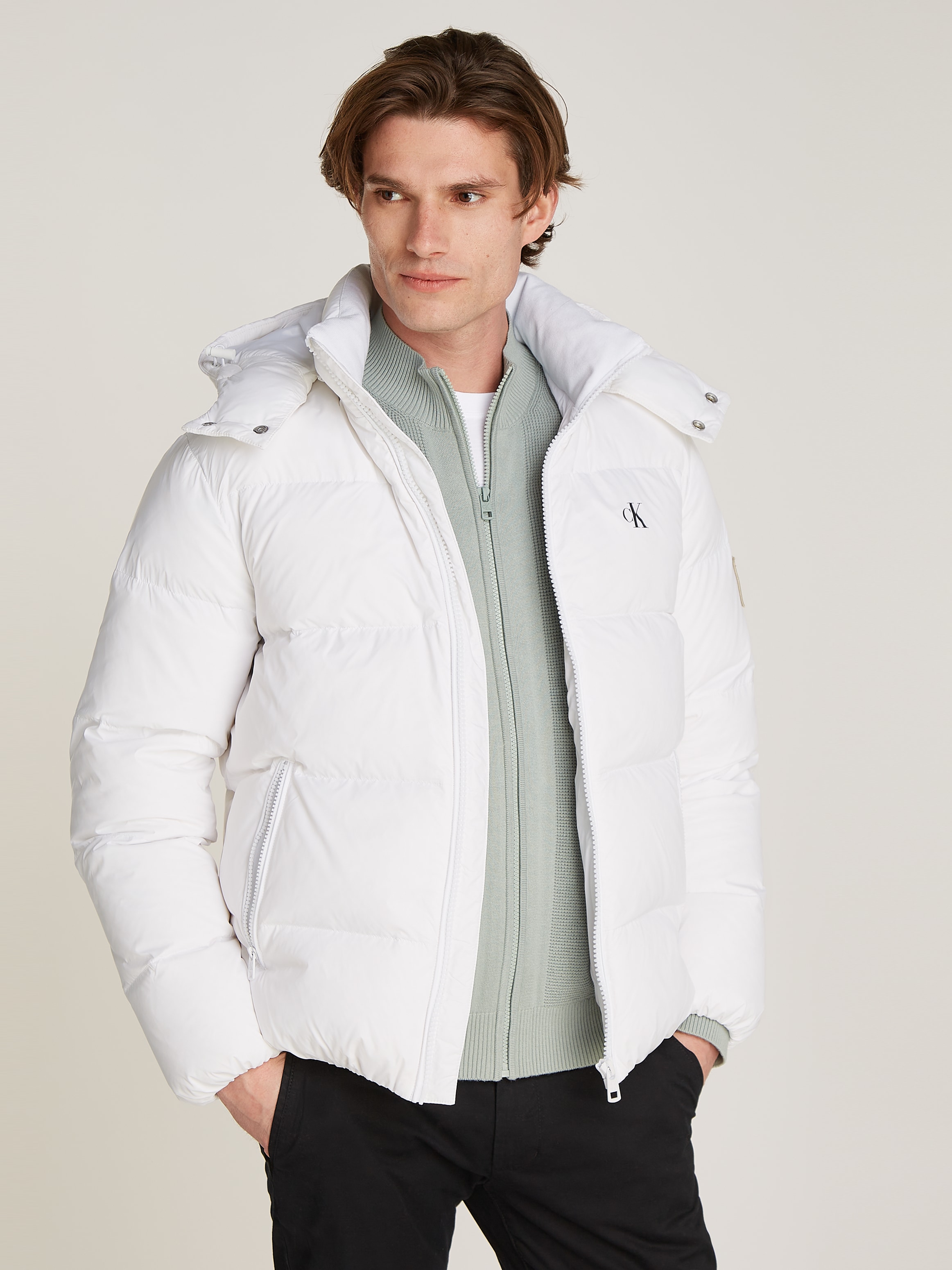 Outdoorjacke »ESSENTIALS DOWN JACKET«, mit Kapuze, mit Logoprägung