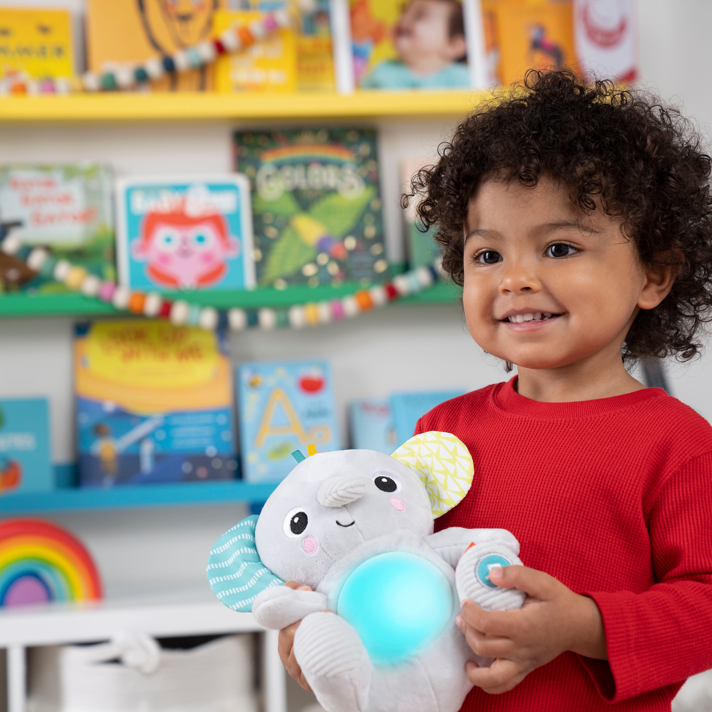 Bright Starts Figurine en peluche »Hug-a-bye Baby™ Musical Light Up Soft Toy​« mit Licht und Soundeffekten