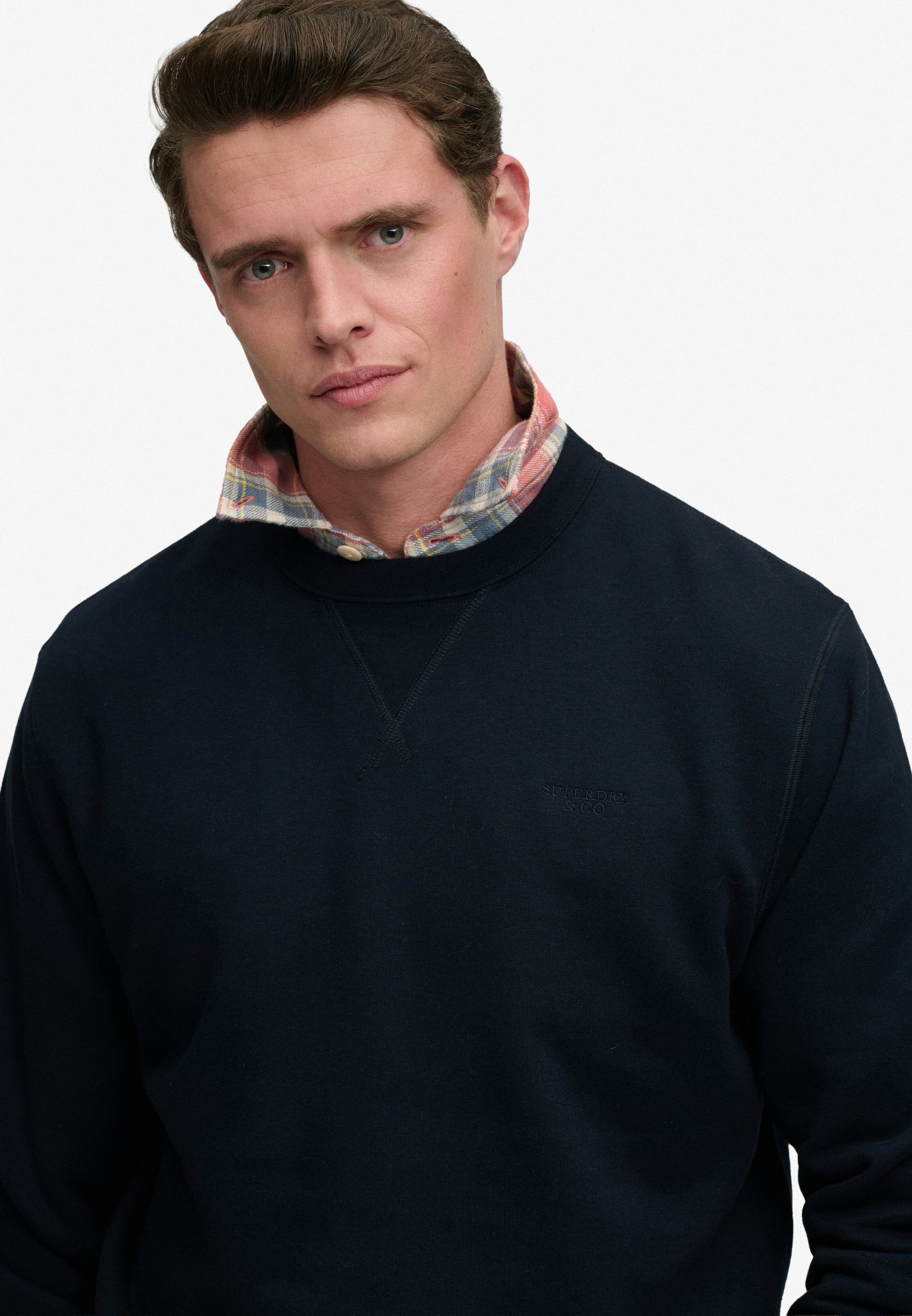 Superdry Sweatshirt »ESSENTIAL STACKED LOGO CREW«, Baumwollmischung
