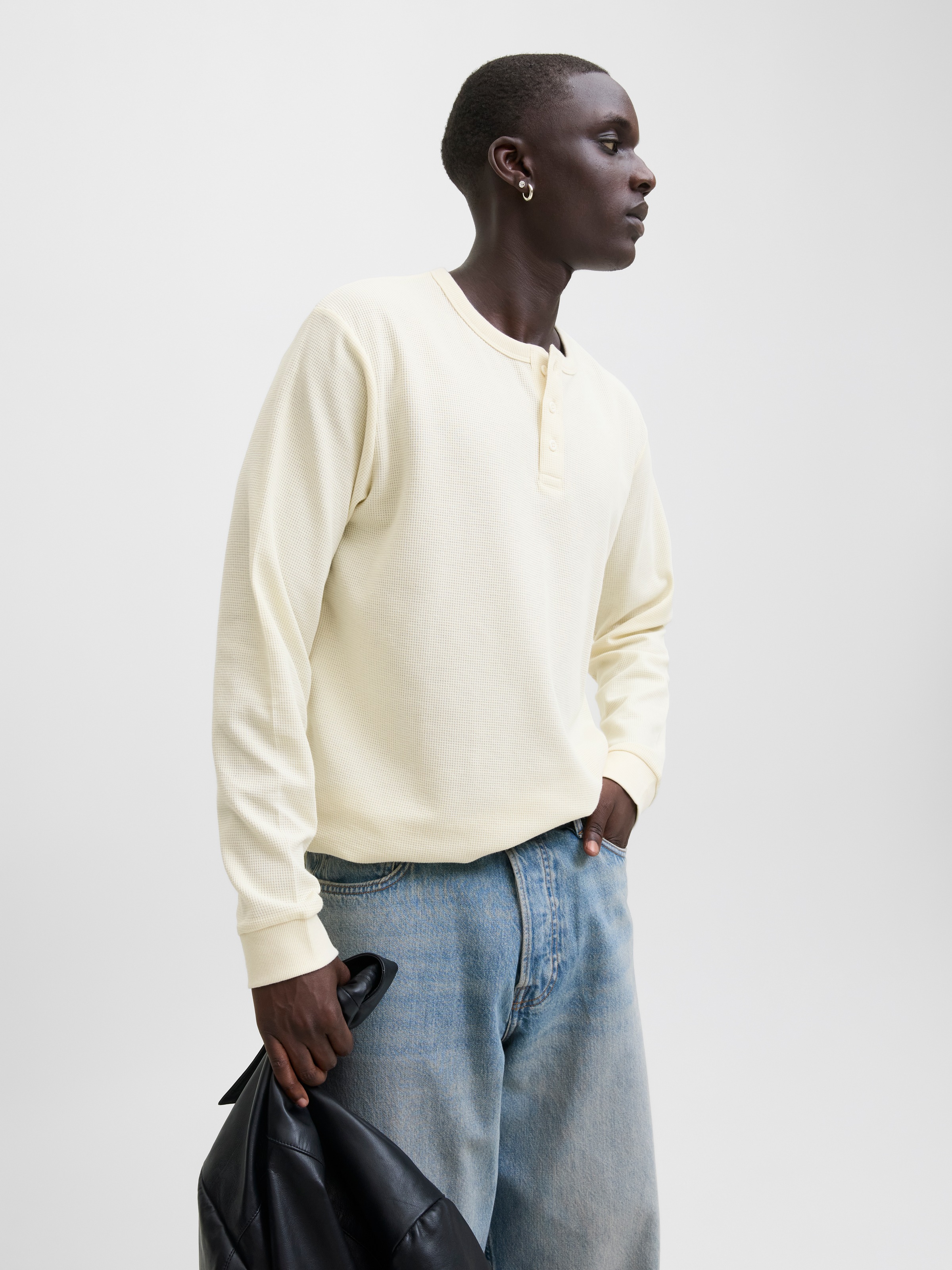 Jack & Jones Langarmshirt »JJEDOVER HENLEY LS TEE NOOS«