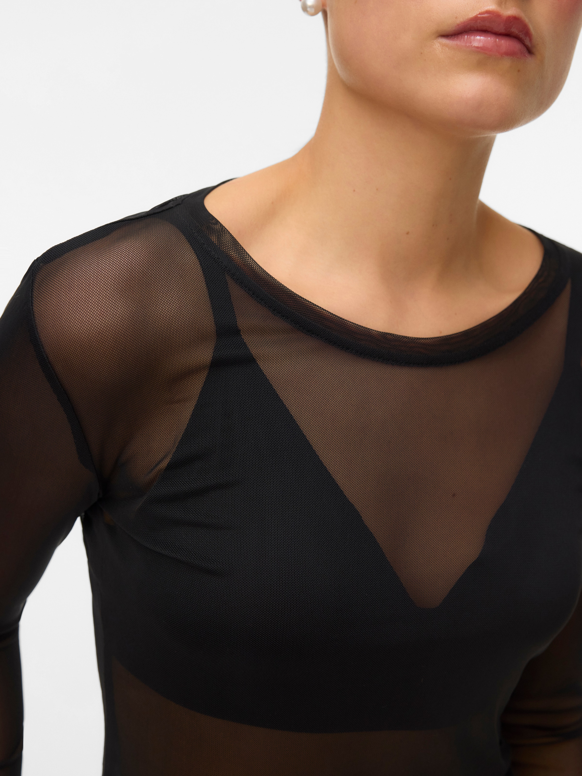 Vero Moda Langarmshirt »VMLOVA LS MESH TOP JRS NOOS« Materialmix, slim fit