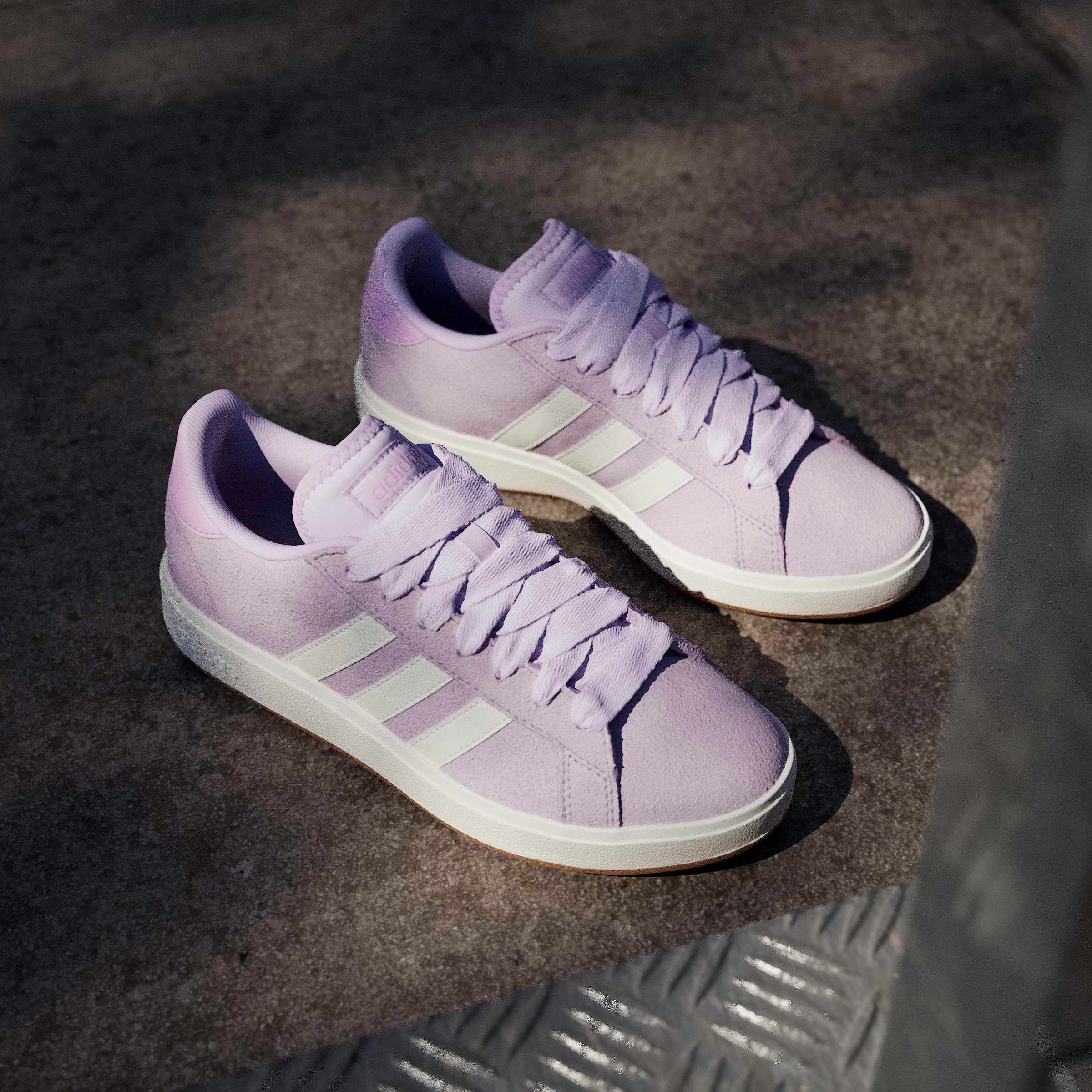 adidas Sportswear Sneaker »GRAND COURT BASE 00S«  Design auf den Spuren des adidas Campus 00