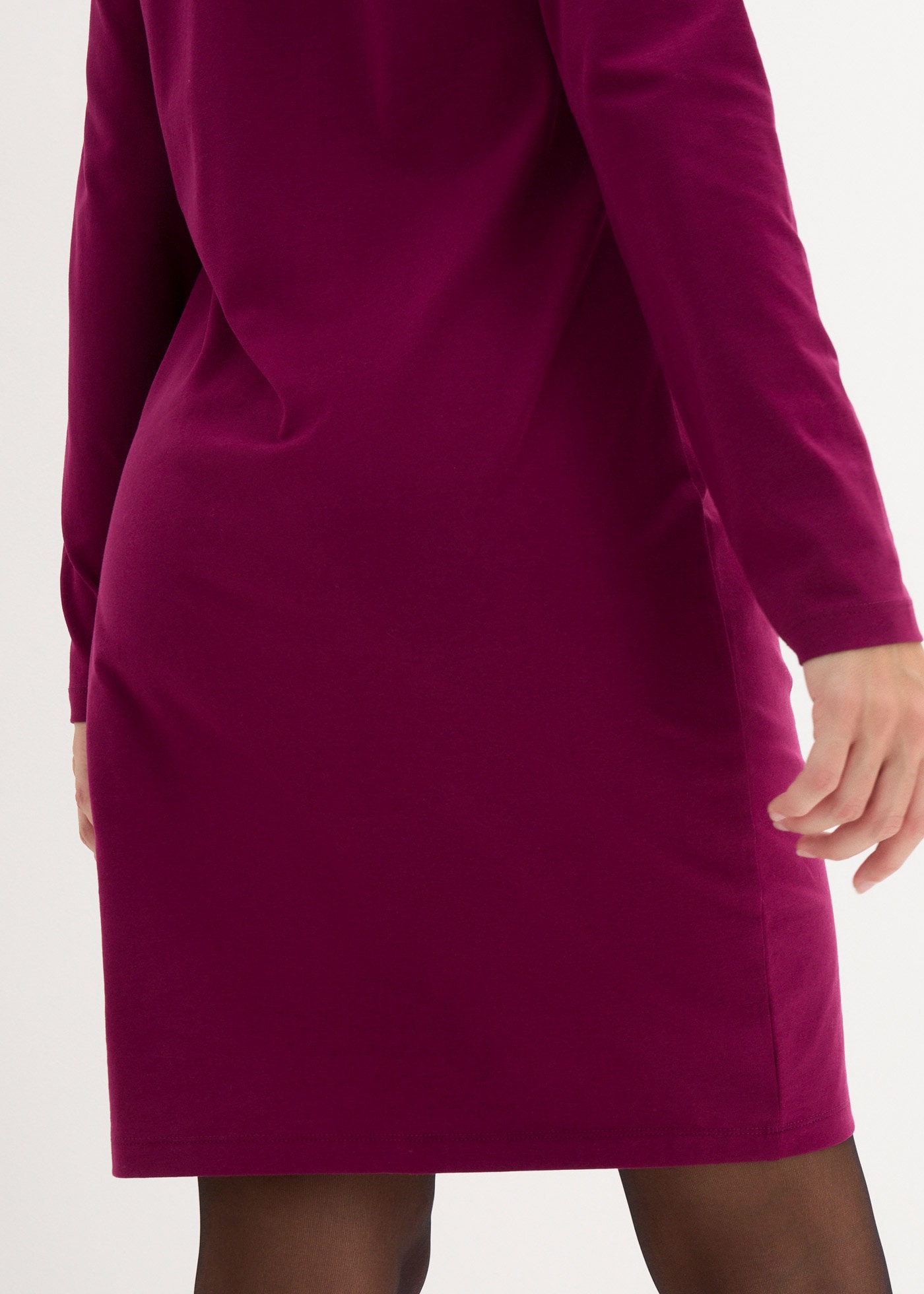 bonprix Robe en jersey »Figurbetontes Jerseykleid (2er Pack)« Packung, 2 cuis tlg. für Alltag, schmale Passform, aus Baumwollmischung, kniefrei