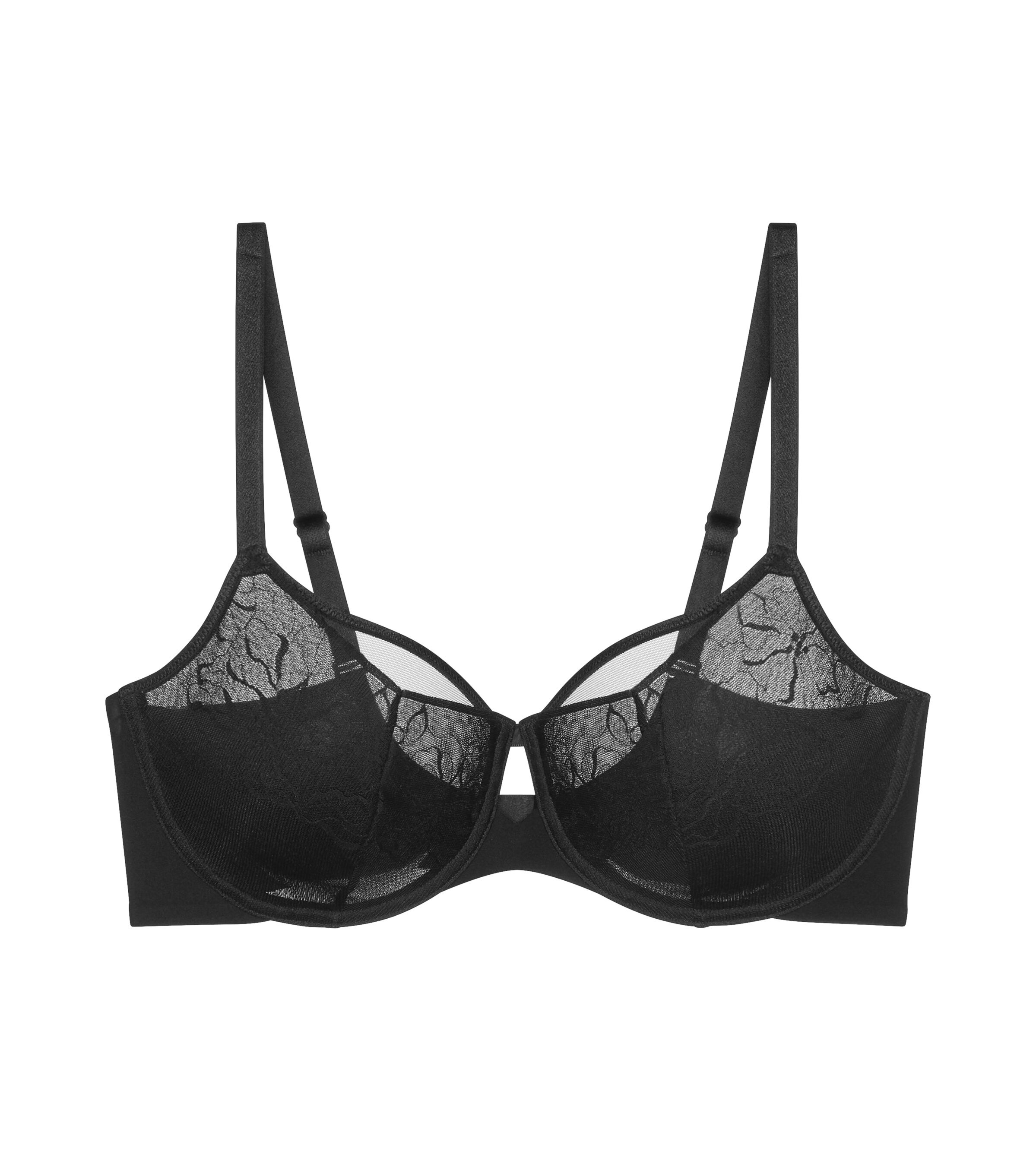 Triumph "Comfort Contour W01" verkleinert die Brust optisch um eine Cup-Größe