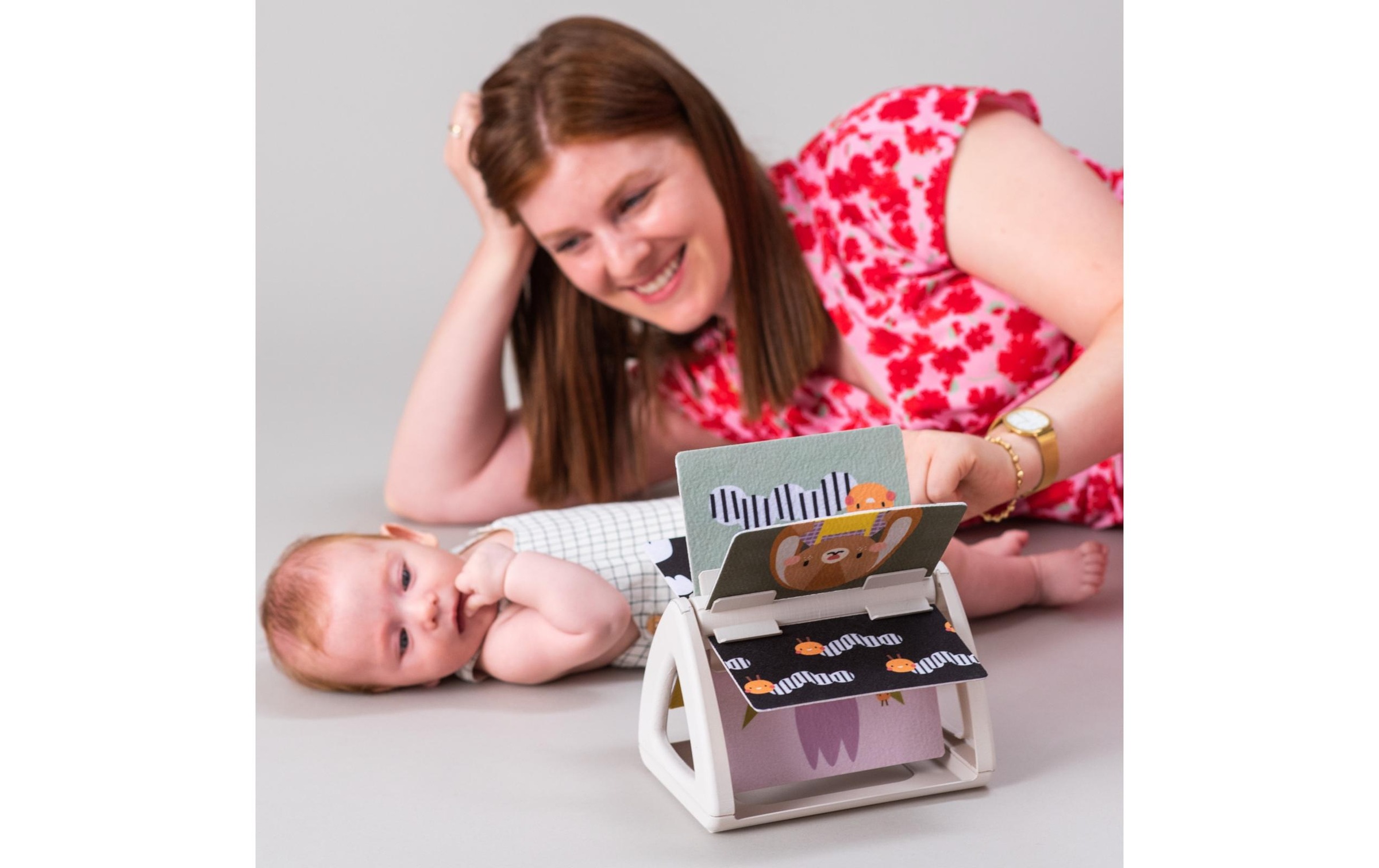 TAF TOYS Jouets éducatifs »Babybuch 0M+«