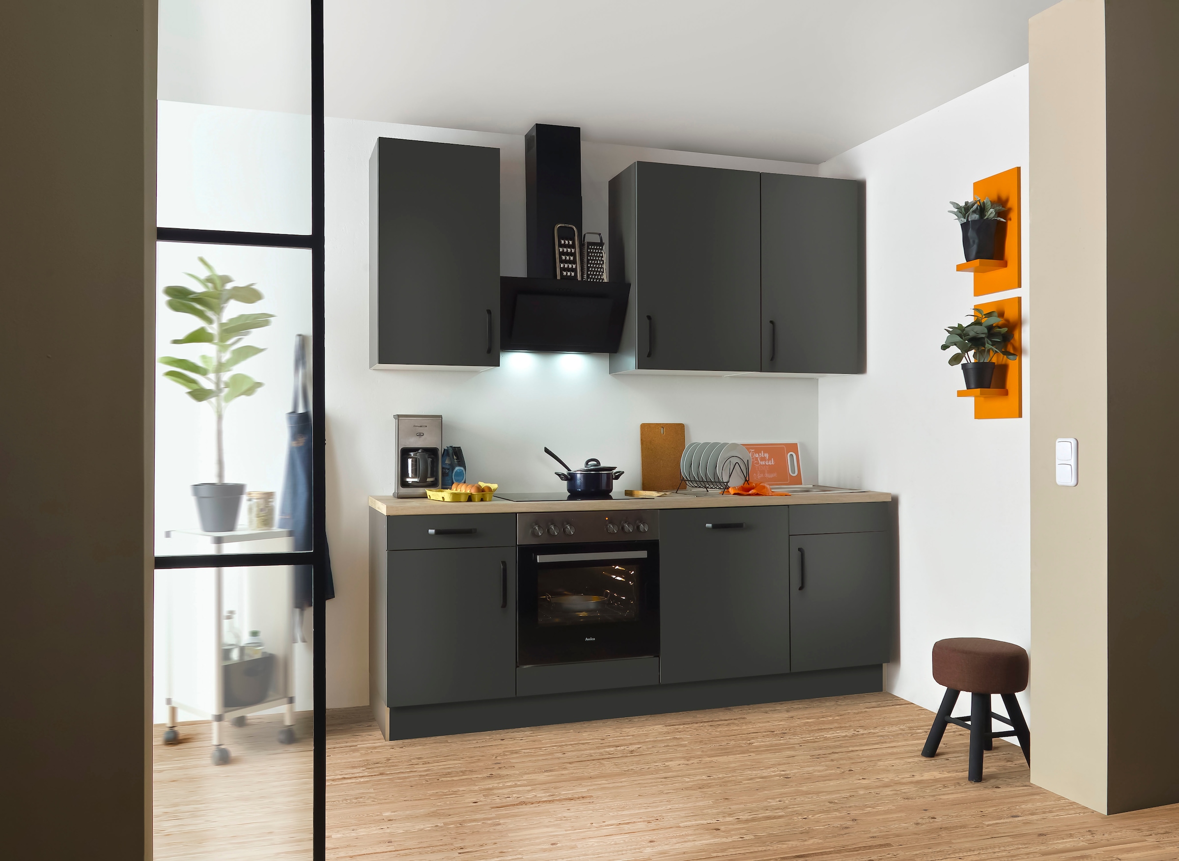 wiho Küchen Küchenzeile »"Simi", wahlweise mit E-Geräten, mit verstellbaren Füssen« Soft-Close-Funktion in Schubkästen und Auszügen, Breite 220 cm