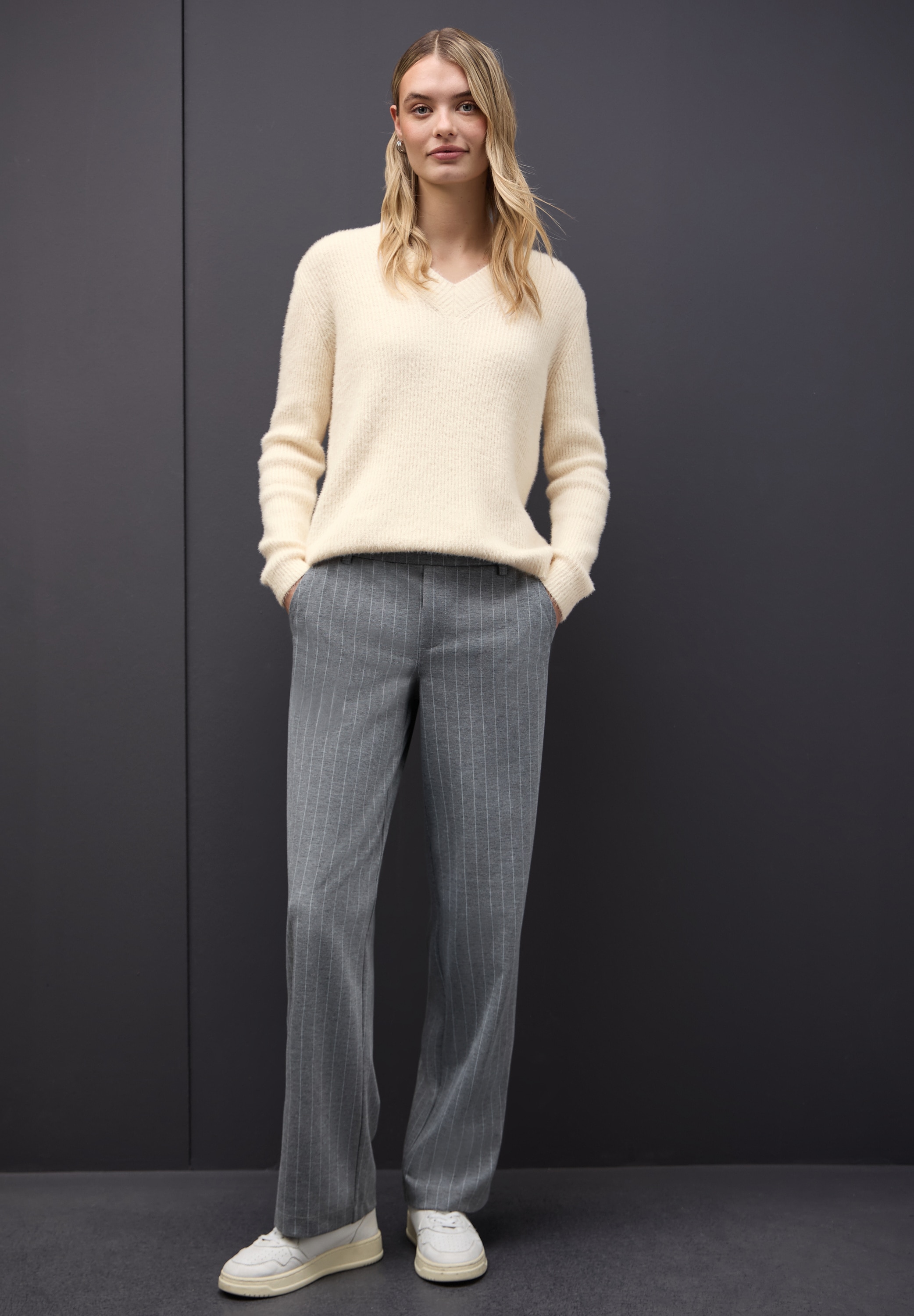 STREET ONE V-Ausschnitt-Pullover