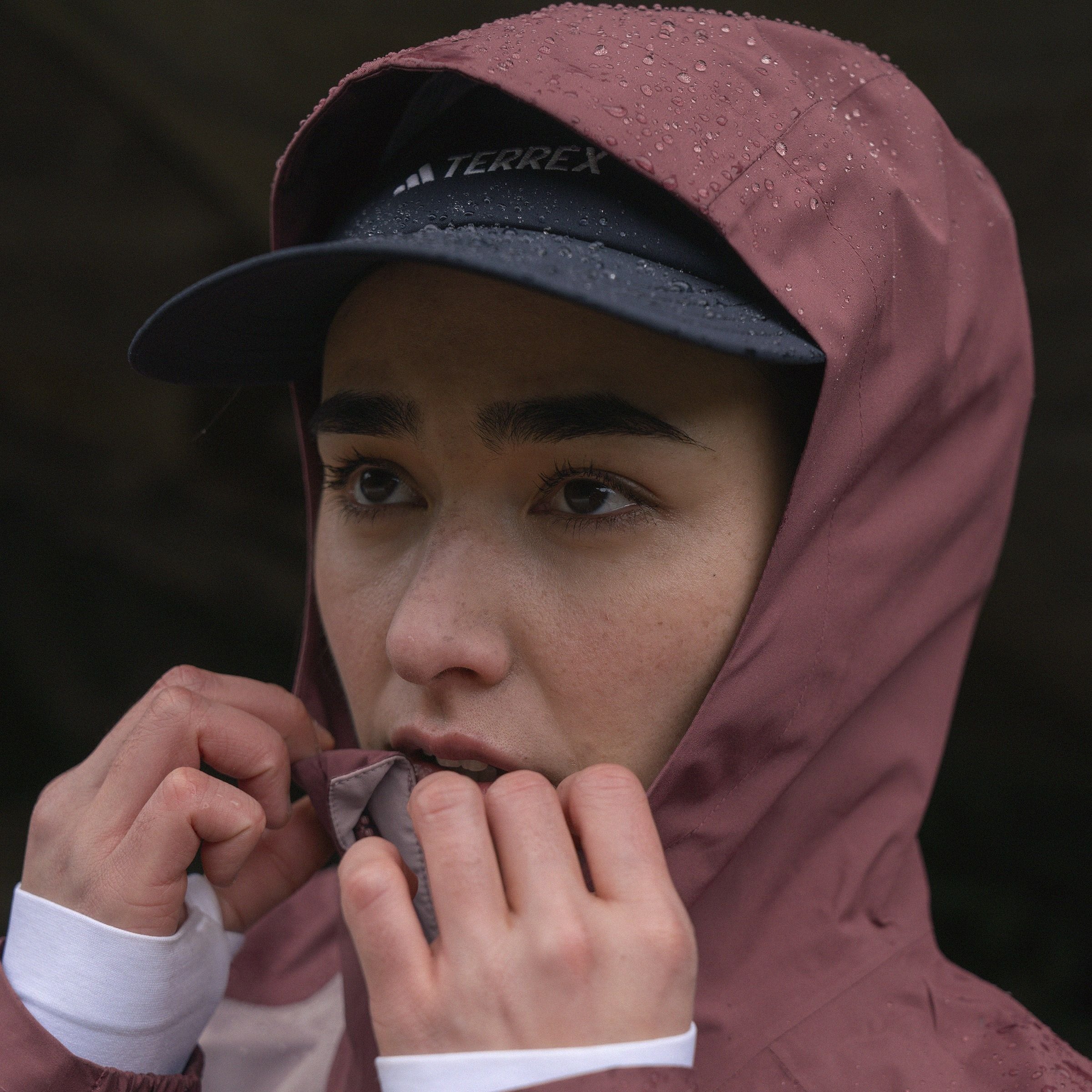 adidas TERREX Outdoorjacke »W MT 2L RAIN JK«