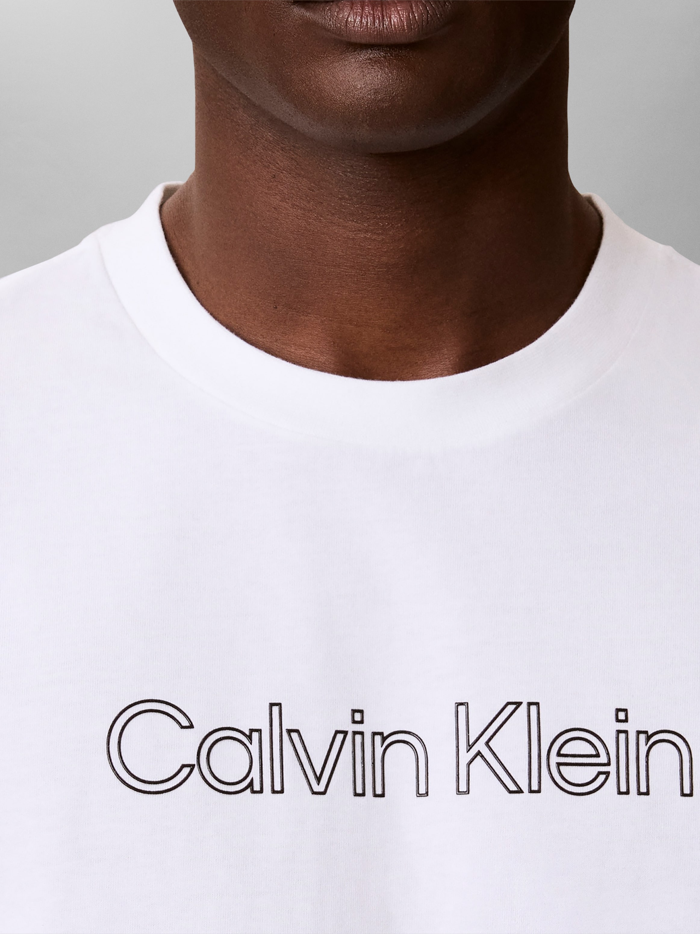 Calvin Klein Jeans T-shirt Rundhalsausschnitt, reine Baumwolle, Logoschriftzug