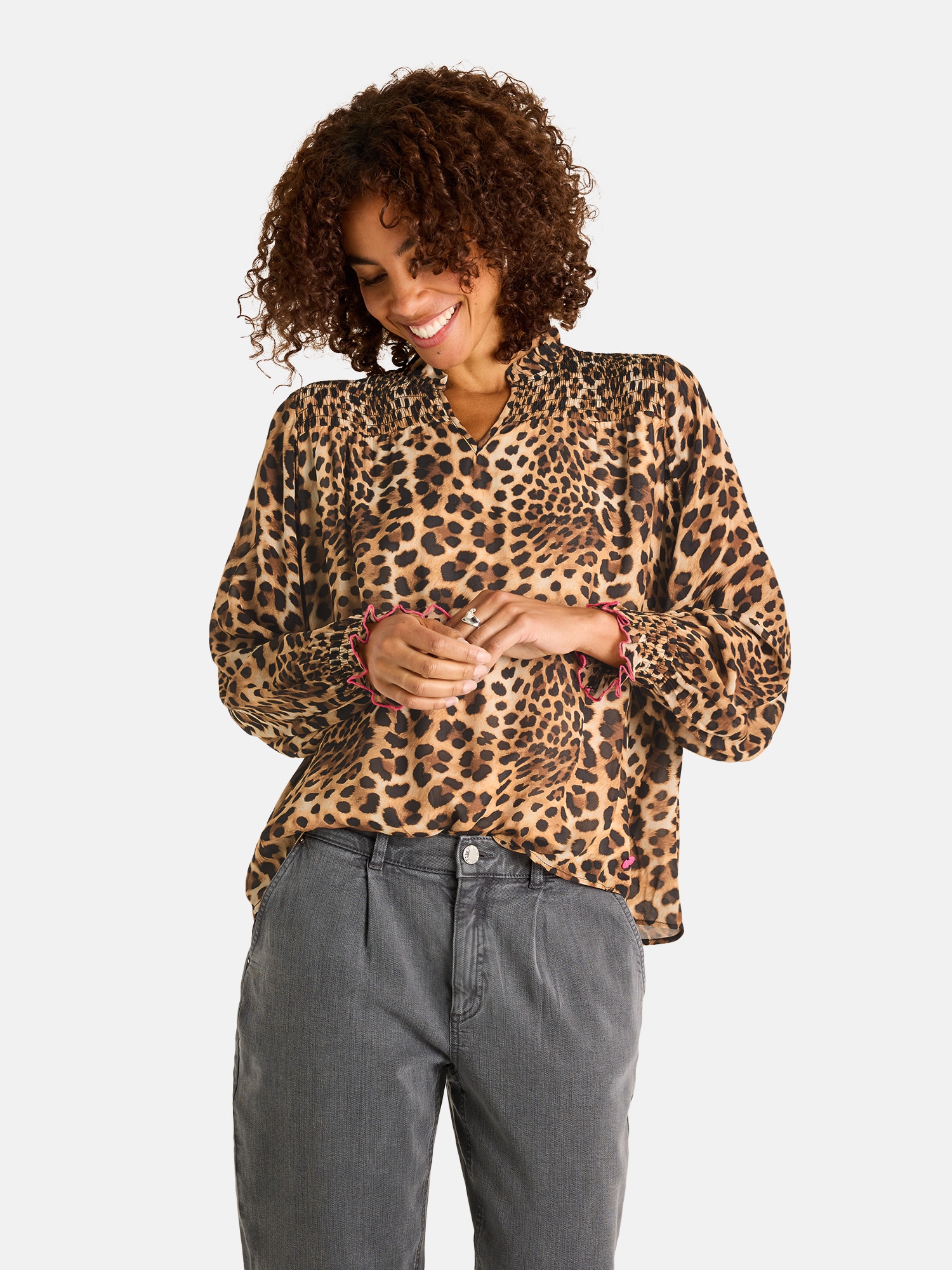 Image of Lieblingsstück Schlupfbluse "MimiL" mit Animal-Print, gesmokte Details