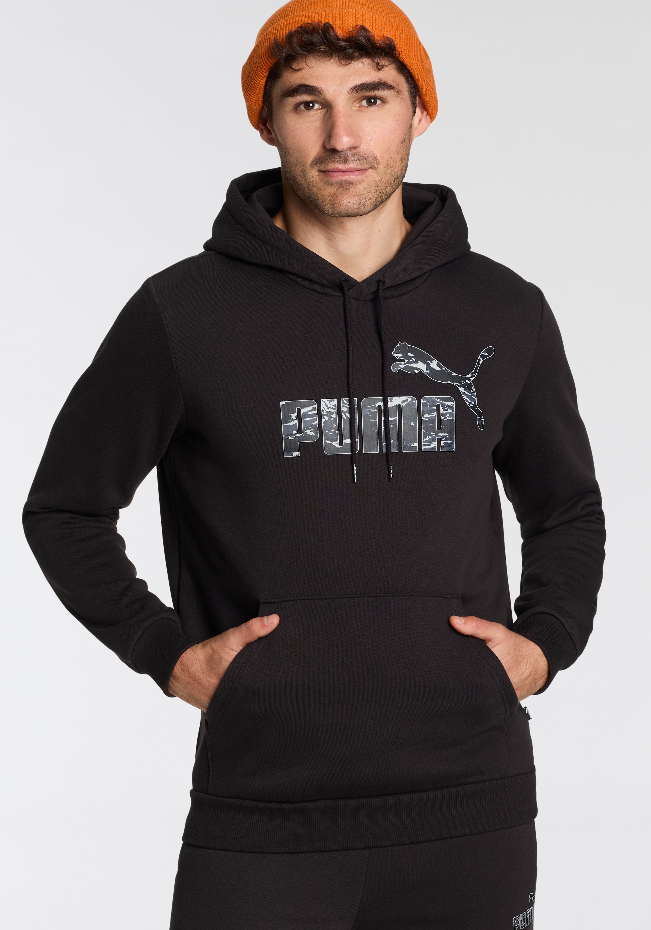 Image of PUMA Kapuzensweatshirt "ESS+ CAMO HOODIE FL", mit geräumiger Kängurutasche, mit verstellbarer Kapuze