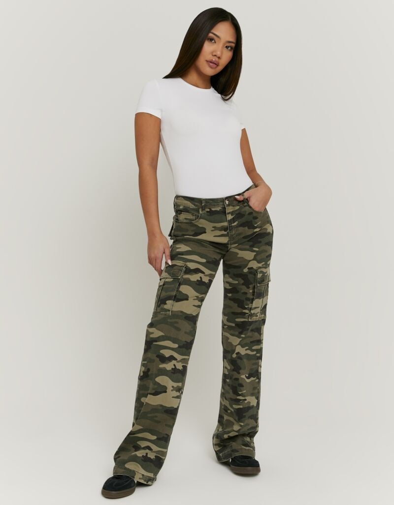 Tally Weijl Pantalon bootcut »SPACOWELLE«  Baumwollmischung, im Cargo-Stil mit seitlichen Taschen