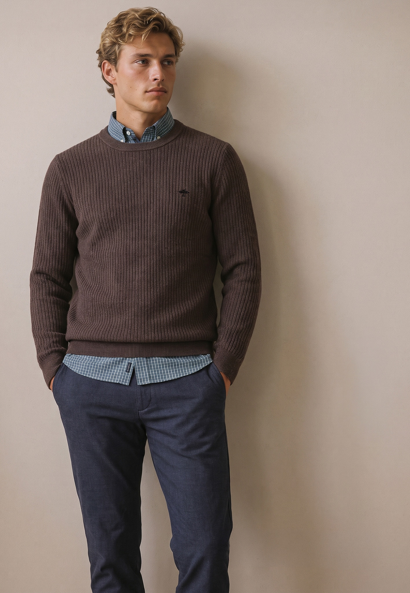 FYNCH-HATTON Pull en tricot avec broderie du logo