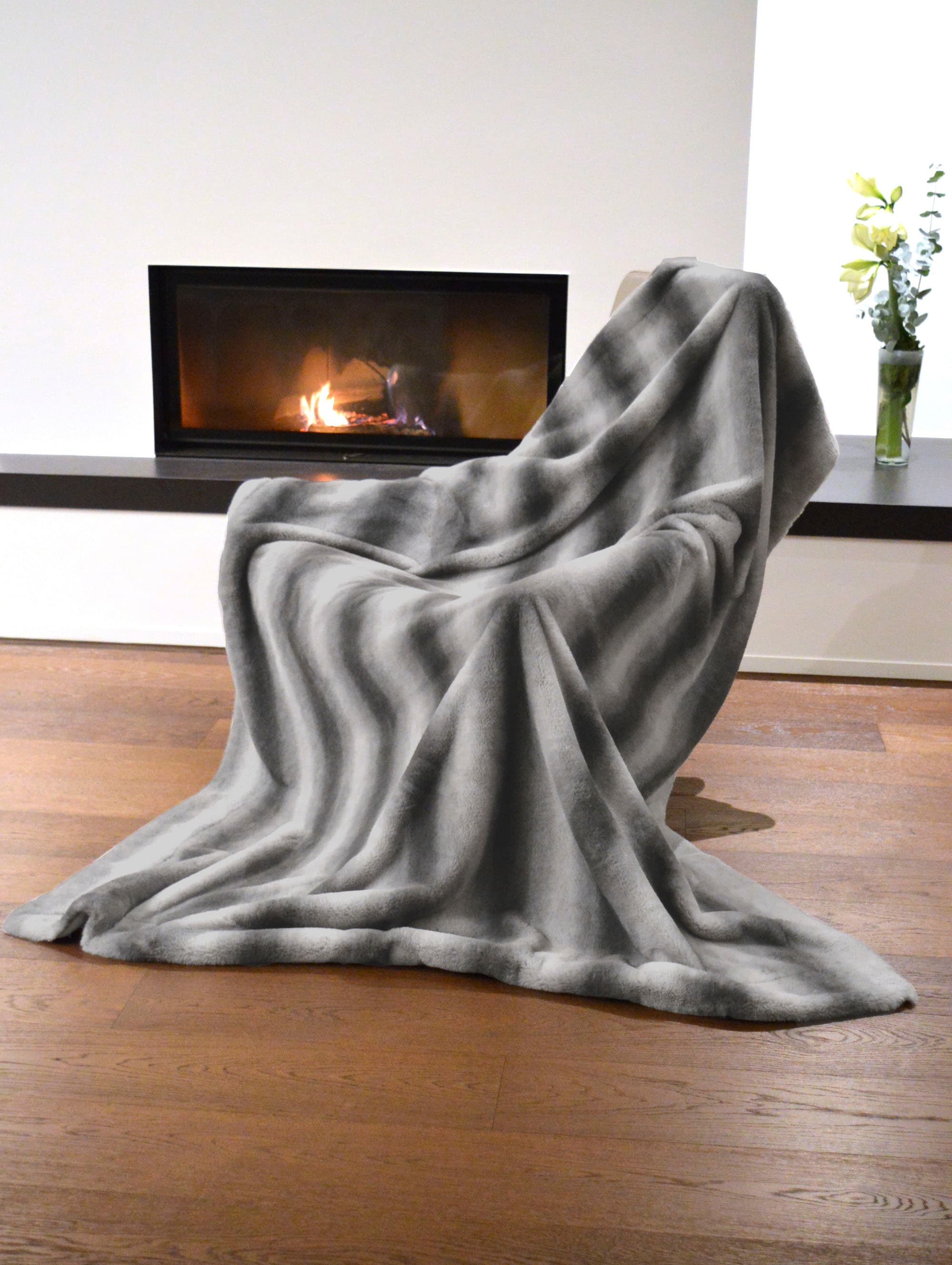 Image of MESANA Wohndecke "Lupo" aus hochwertigem Fellimitat, Kuscheldecke, 150x200 cm