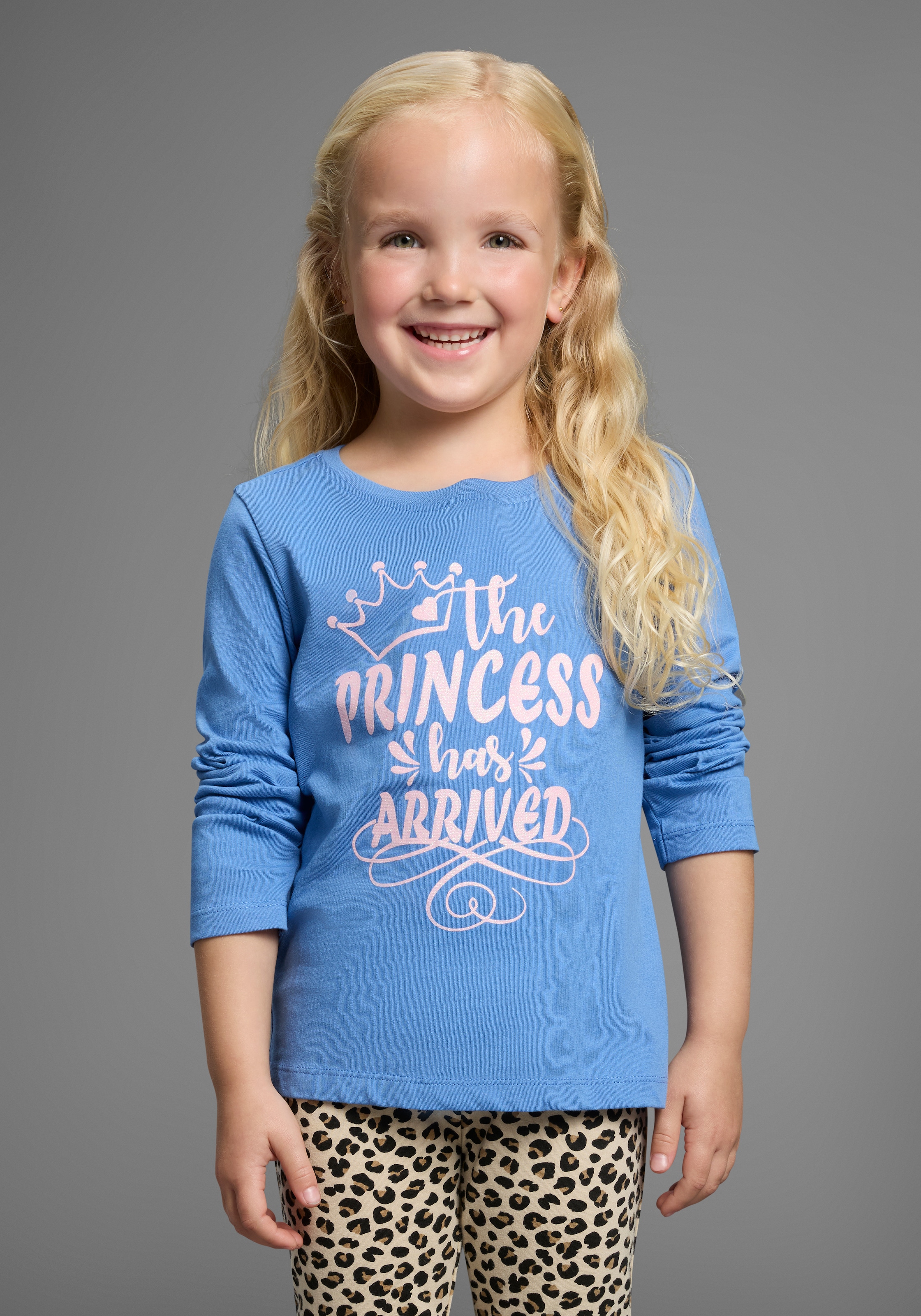 Image of KIDSWORLD Langarmshirt "mit Glitzerprint: PRINCESS HAS ARRIVED" Sprücheshirt, Glitzershirt für kleine Prinzessinnen
