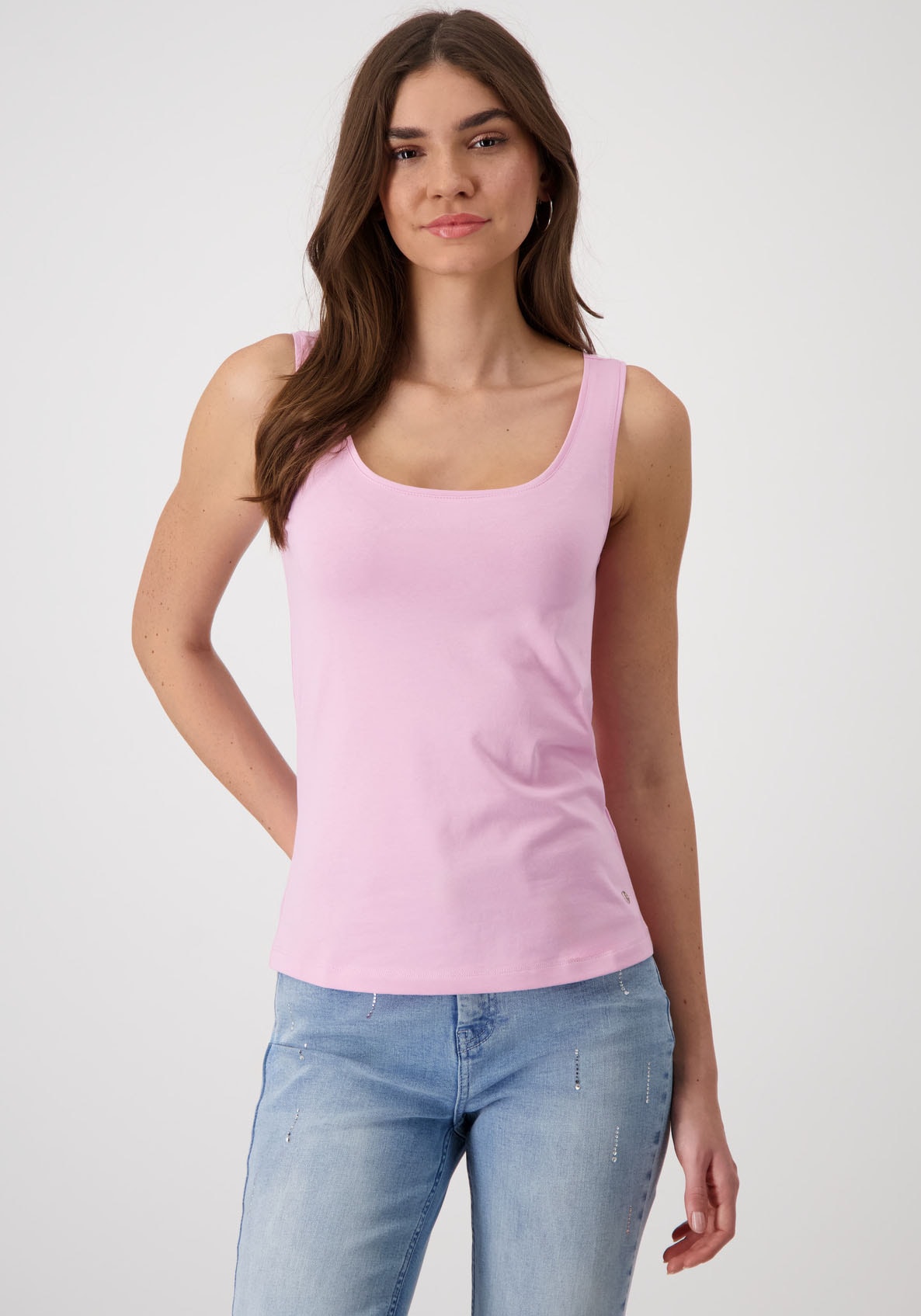 Monari Tanktop »Top Basic«, Mit tiefem Rundhalsausschnitt