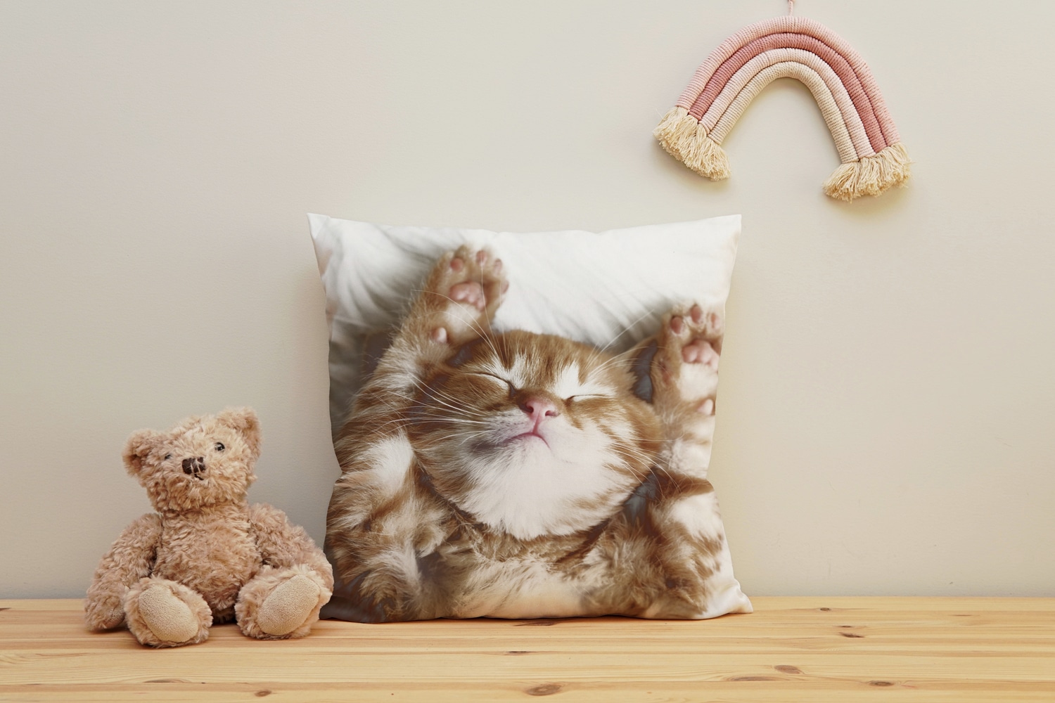 Image of queence Dekokissen "Katzenbaby" Kissenhülle mit HD Premium Druck, geruchsneutral, 40x40cm