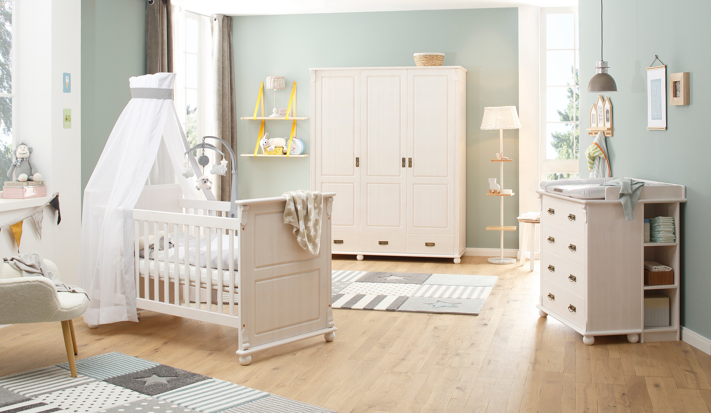 Image of Lüttenhütt Babyzimmer-Komplettset »Aimo«, (Set, 3 St., Kinderbett, Schrank, Wickelkommode), aus Massivholz; FSC®-Holz aus gewissenhaft bewirtschafteten Wäldern; mit Kinderbett, Schrank und Wickelkommode bei Ackermann Versand Schweiz