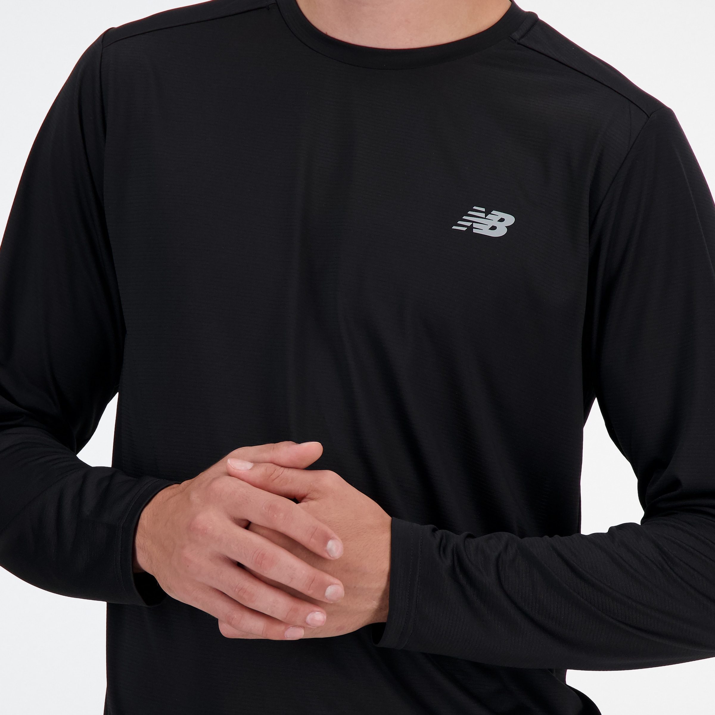 New Balance Laufshirt »Sport Essentialsongleeve NB NAVY«, mit Label