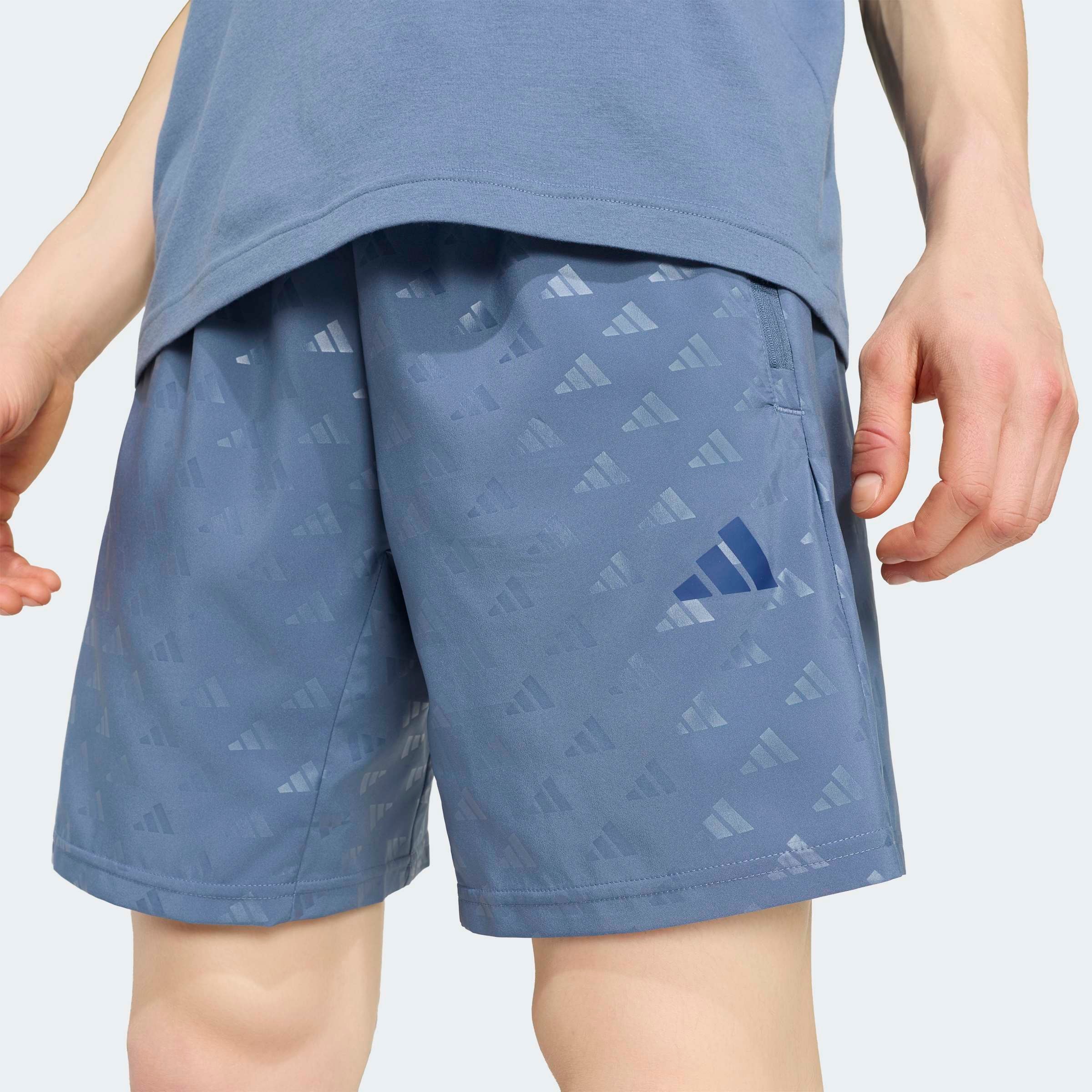 adidas Performance Short »WORKOUT ESSENTIALS BRANDLOVE WOVEN«  pour activités sportives, avec Climacool®, coupe normale