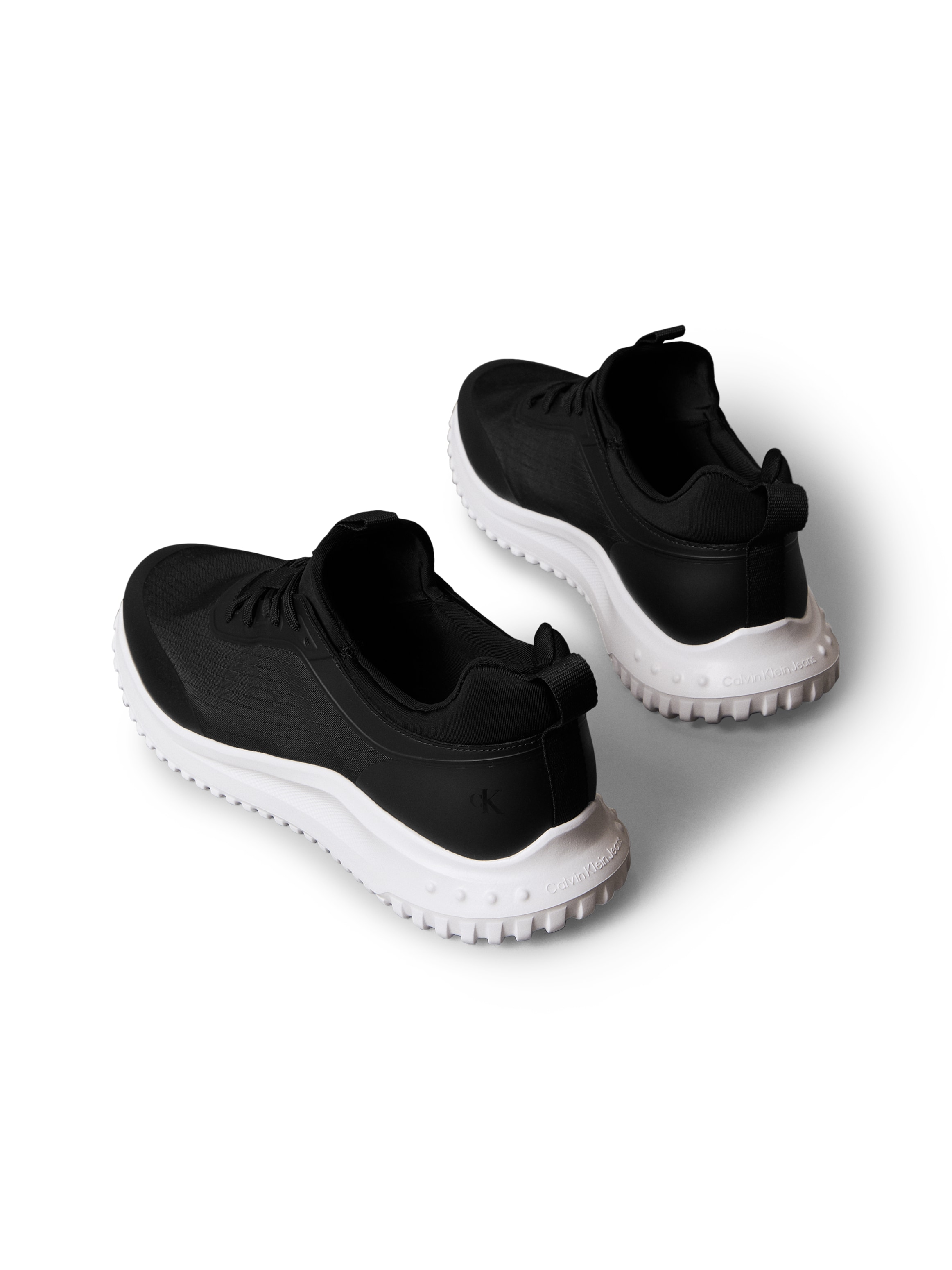Calvin Klein Jeans Baskets slip-on »EVA RUNNER LACEUP SOCK MAT MIX«  chaussure basse, chaussure de sport, chaussure de loisirs, chaussure à lacets avec languette