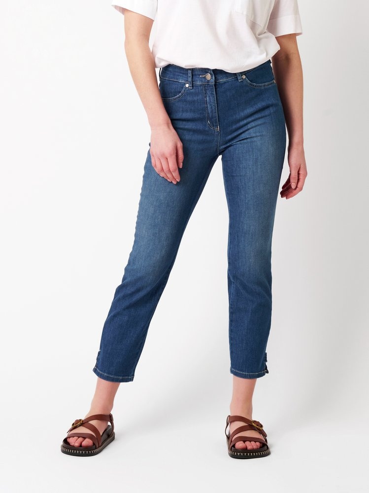 Image of TONI 7/8-Jeans "be loved 7/8" Slim Fit, mit kleinem Schlitz am Beinabschluss