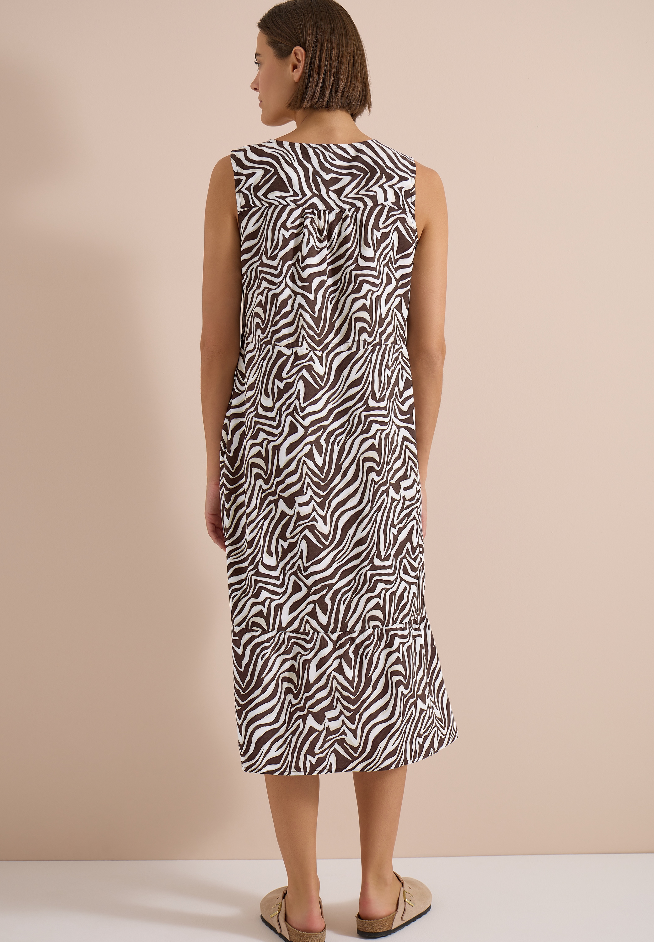 Image of Cecil Midikleid V-Ausschnitt, abstrahierter Zebraprint, V-Ausschnitt, Sommerkleid