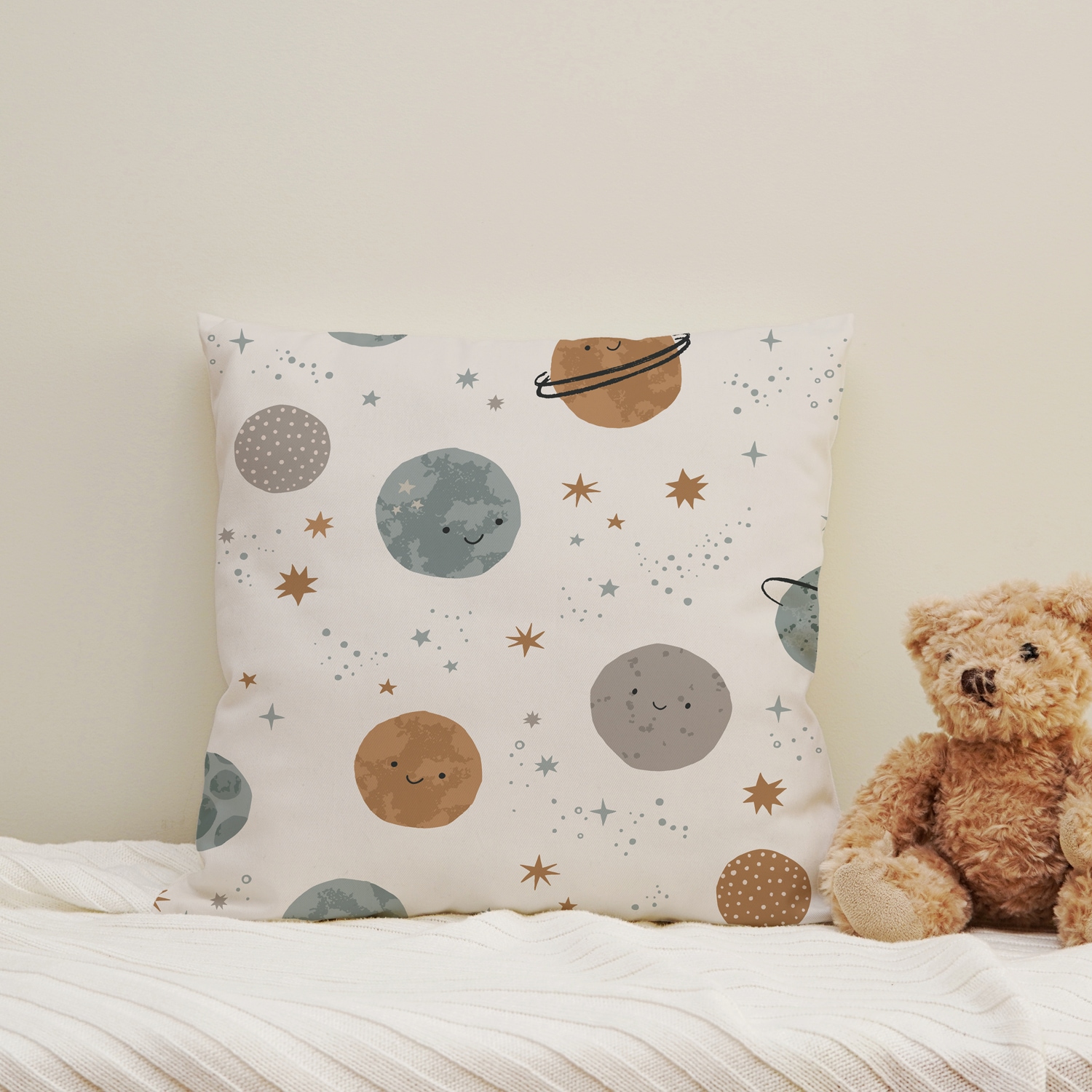 Image of queence Dekokissen "Sternensystem" Kissenhülle mit HD Premium Druck, geruchsneutral, 40x40cm