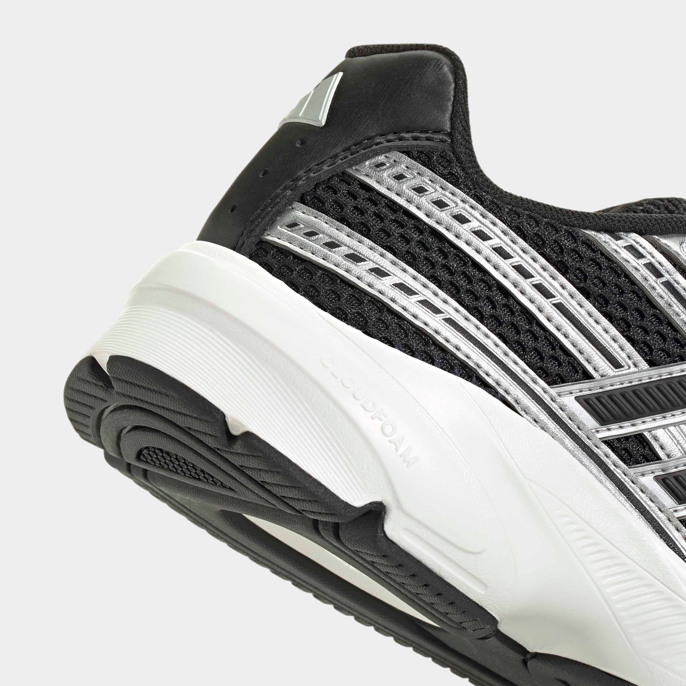 adidas Sportswear Sneakers »TECHNOCHAOS 2000«  inspiré du design de l'adistar control