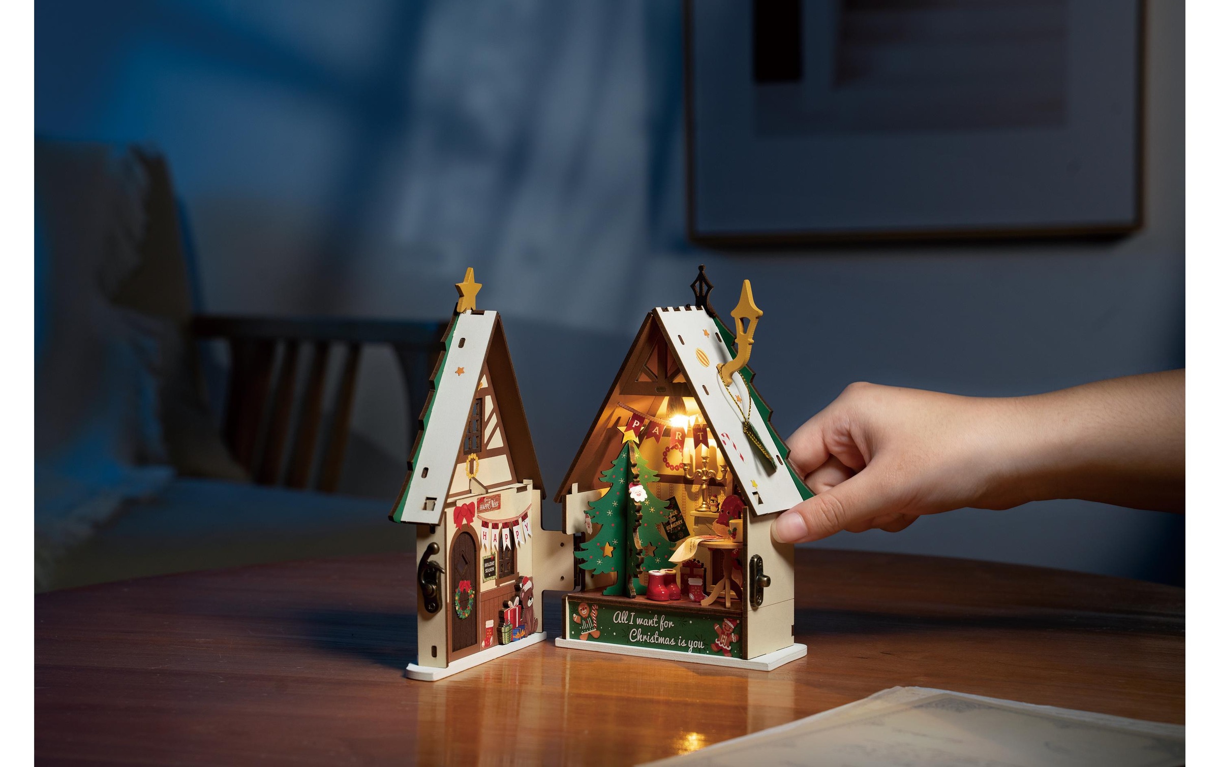   Modellbausatz »RoboTime Funkelndes Weihnachtshaus«