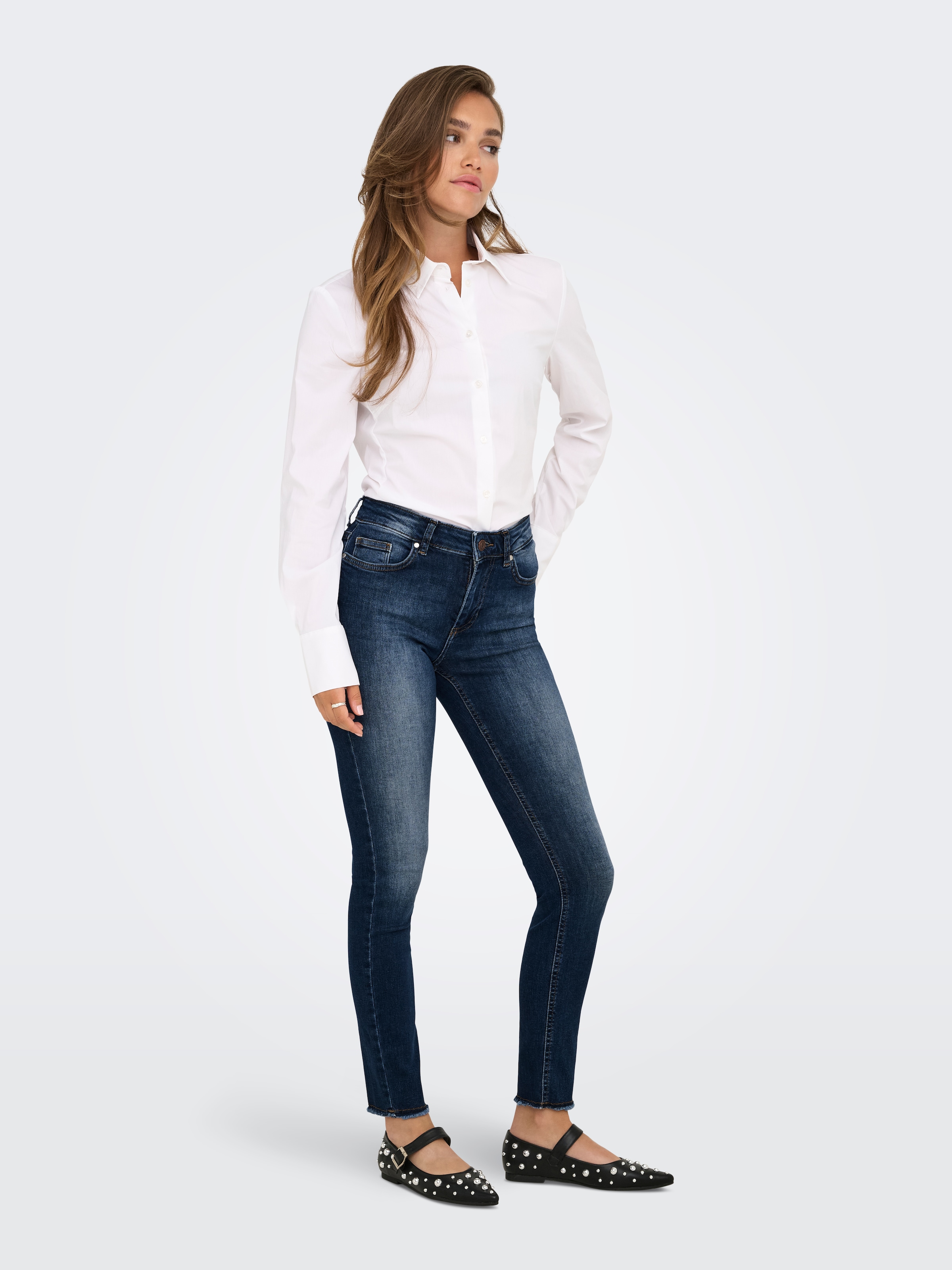 ONLY Skinny-fit-Jeans »ONLBLUSH MID SK ANK RW DNM REA082 NOOS«